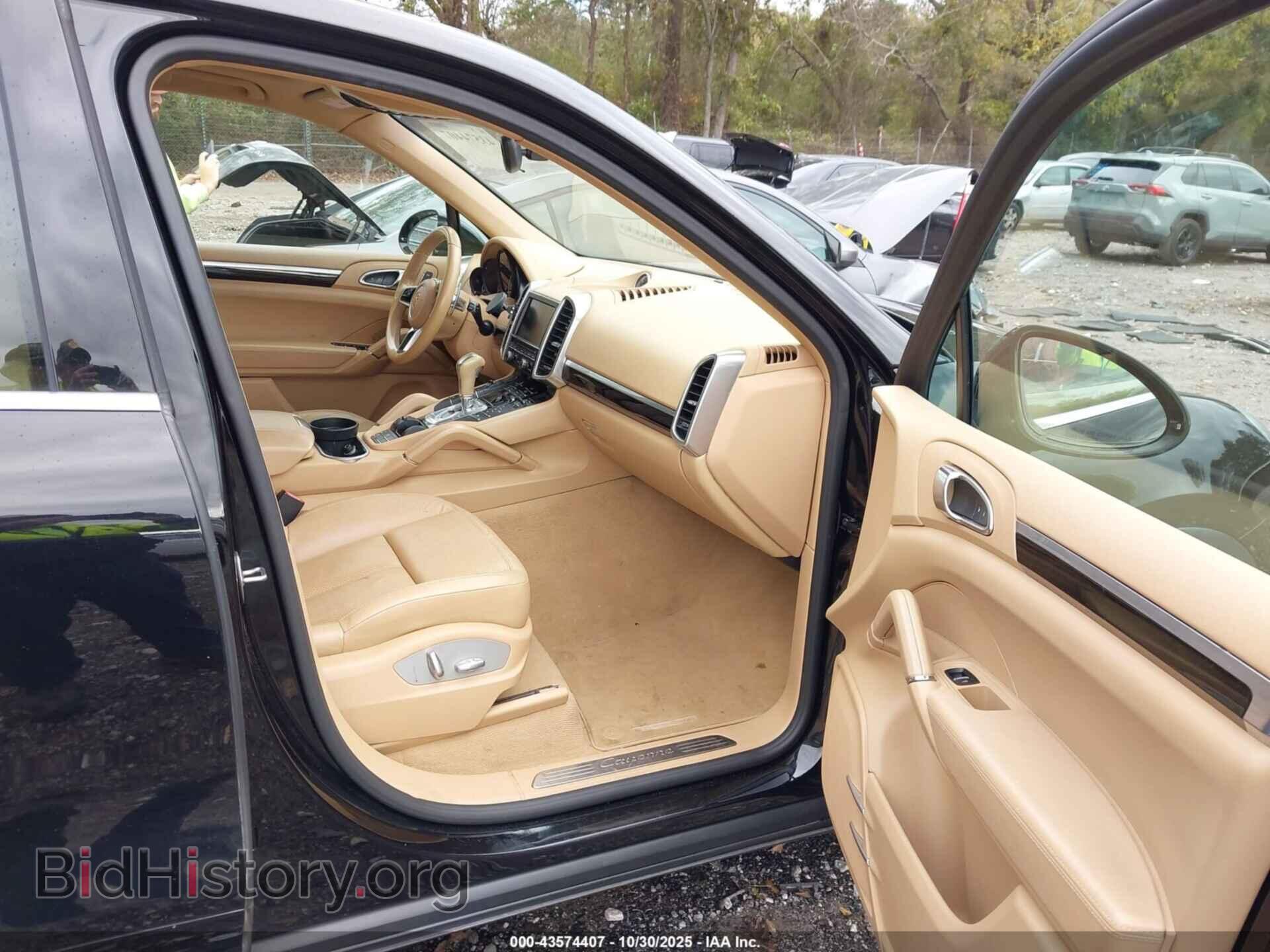 2016 PORSCHE CAYENNE - VIN: WP1AA2A22GLA08072 - Photo 5