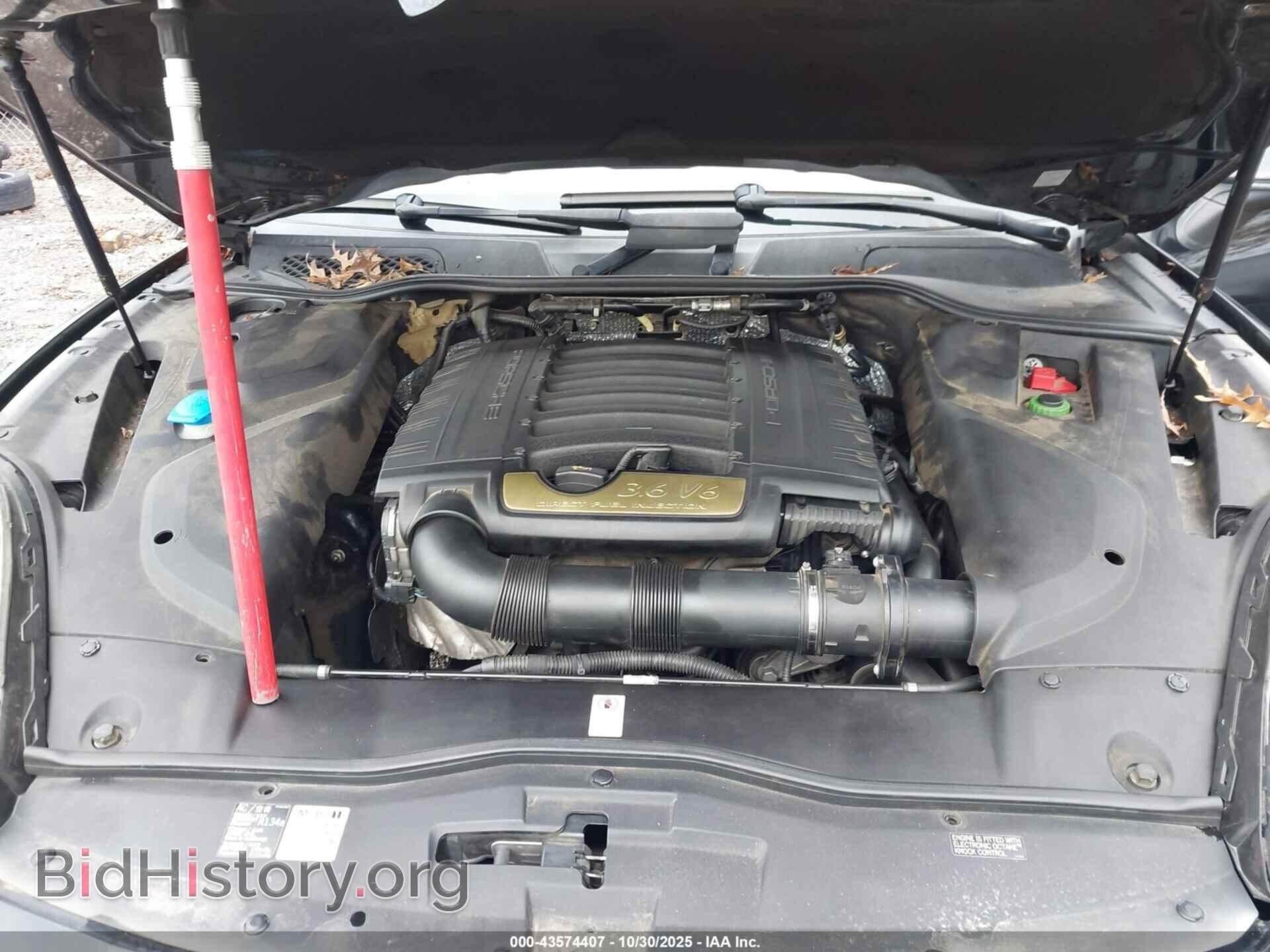 2016 PORSCHE CAYENNE - VIN: WP1AA2A22GLA08072 - Photo 10