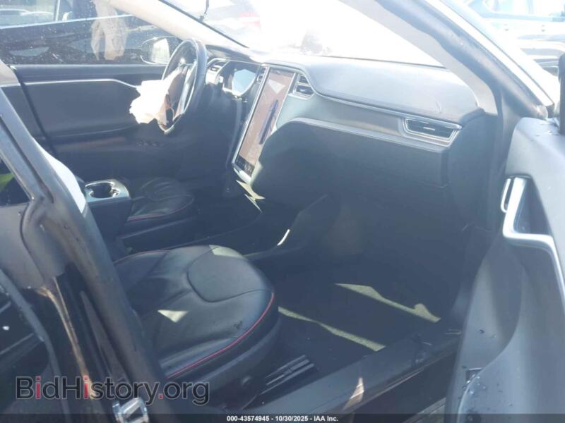 2013 Tesla MODEL S (VIN 5YJSA1CP9DFP06248) — фото 5 из 21