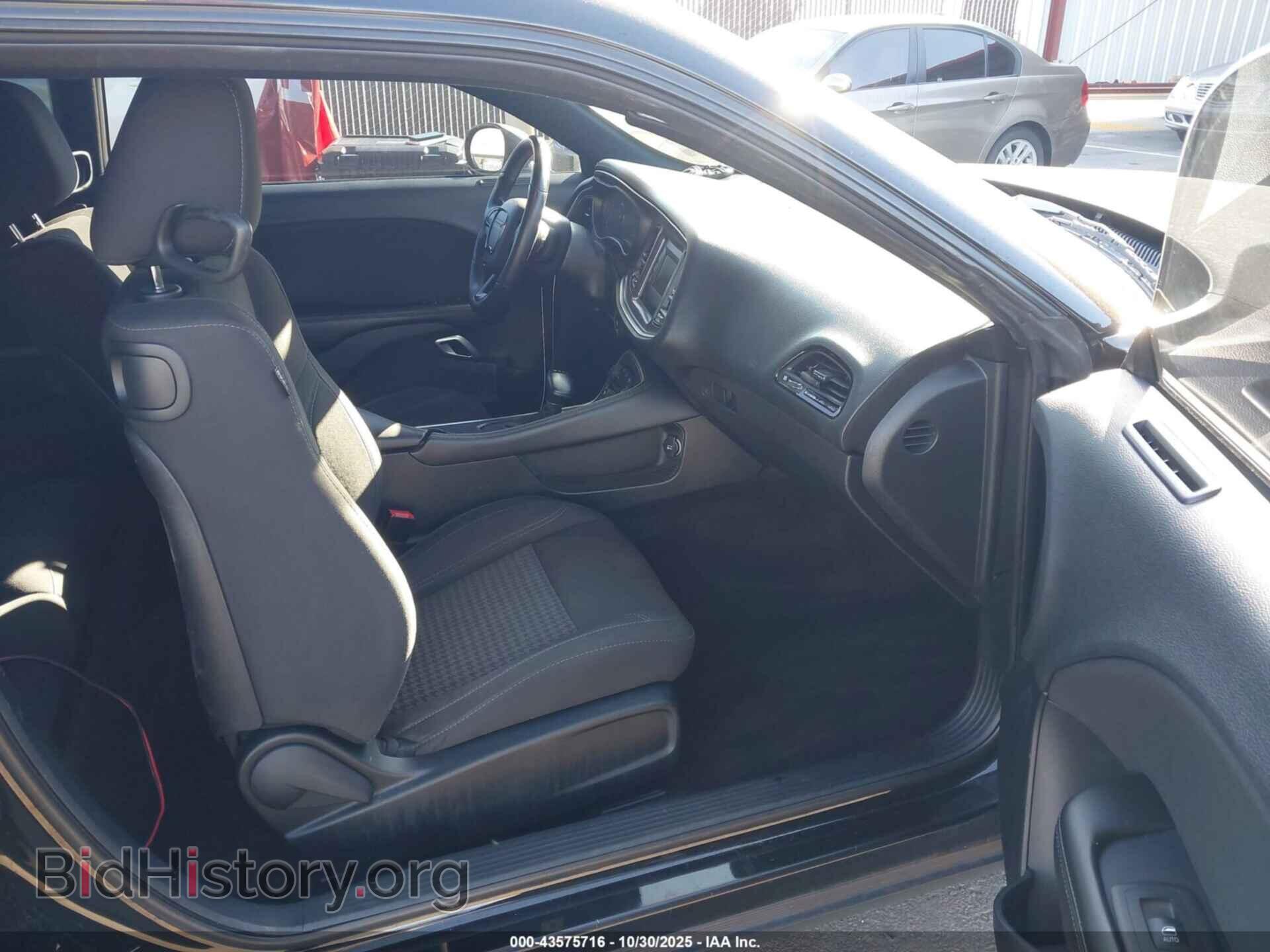2017 DODGE CHALLENGER - VIN: 2C3CDZAG0HH598362 - Фото 5