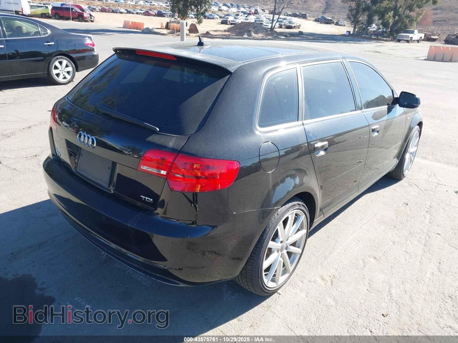 2011 AUDI A3 - VIN: WAUKJAFM1BA137691 - Photo 4