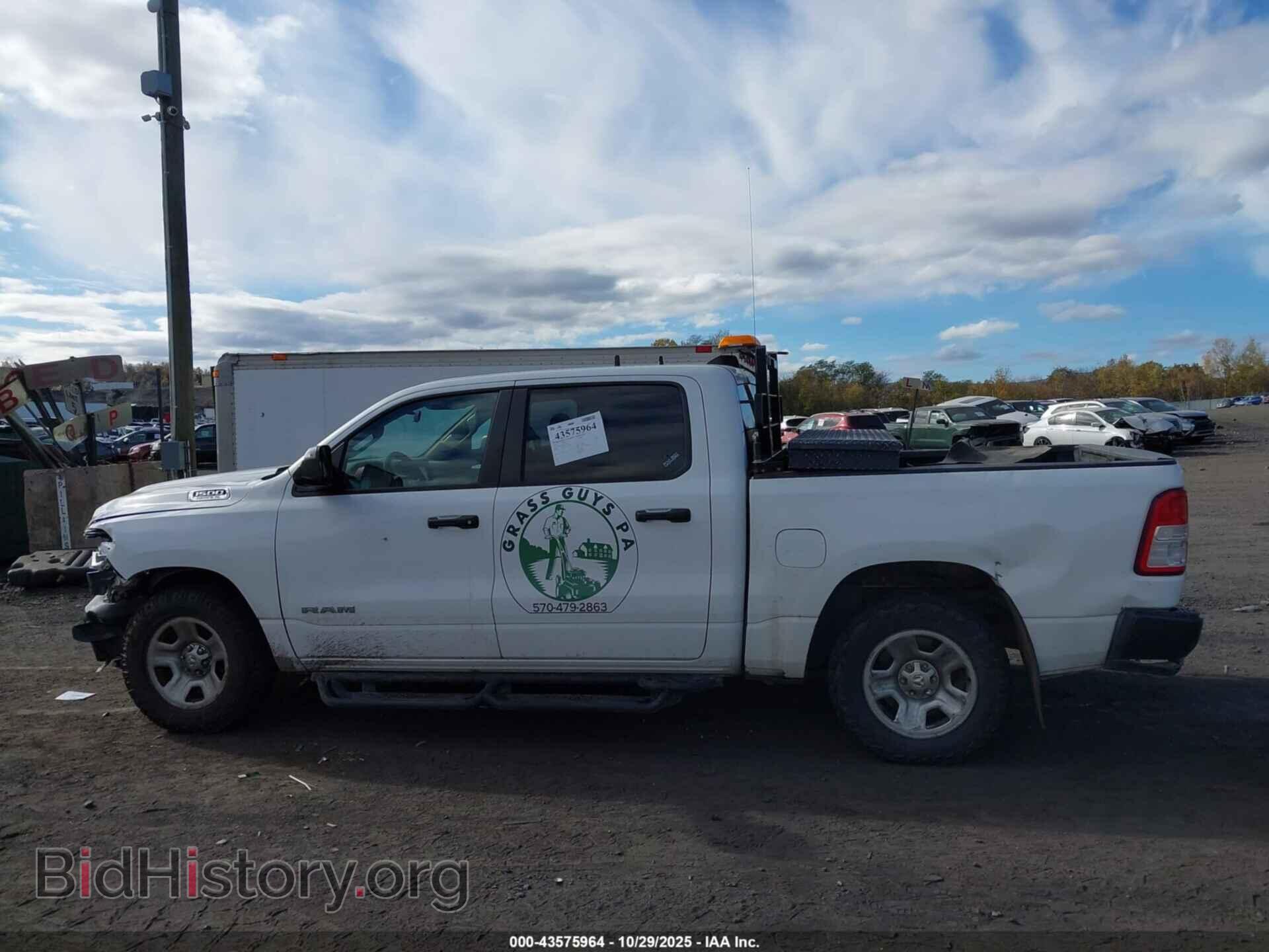 2019 RAM 1500 - VIN: 1C6SRFGT2KN530730 - Фото 13