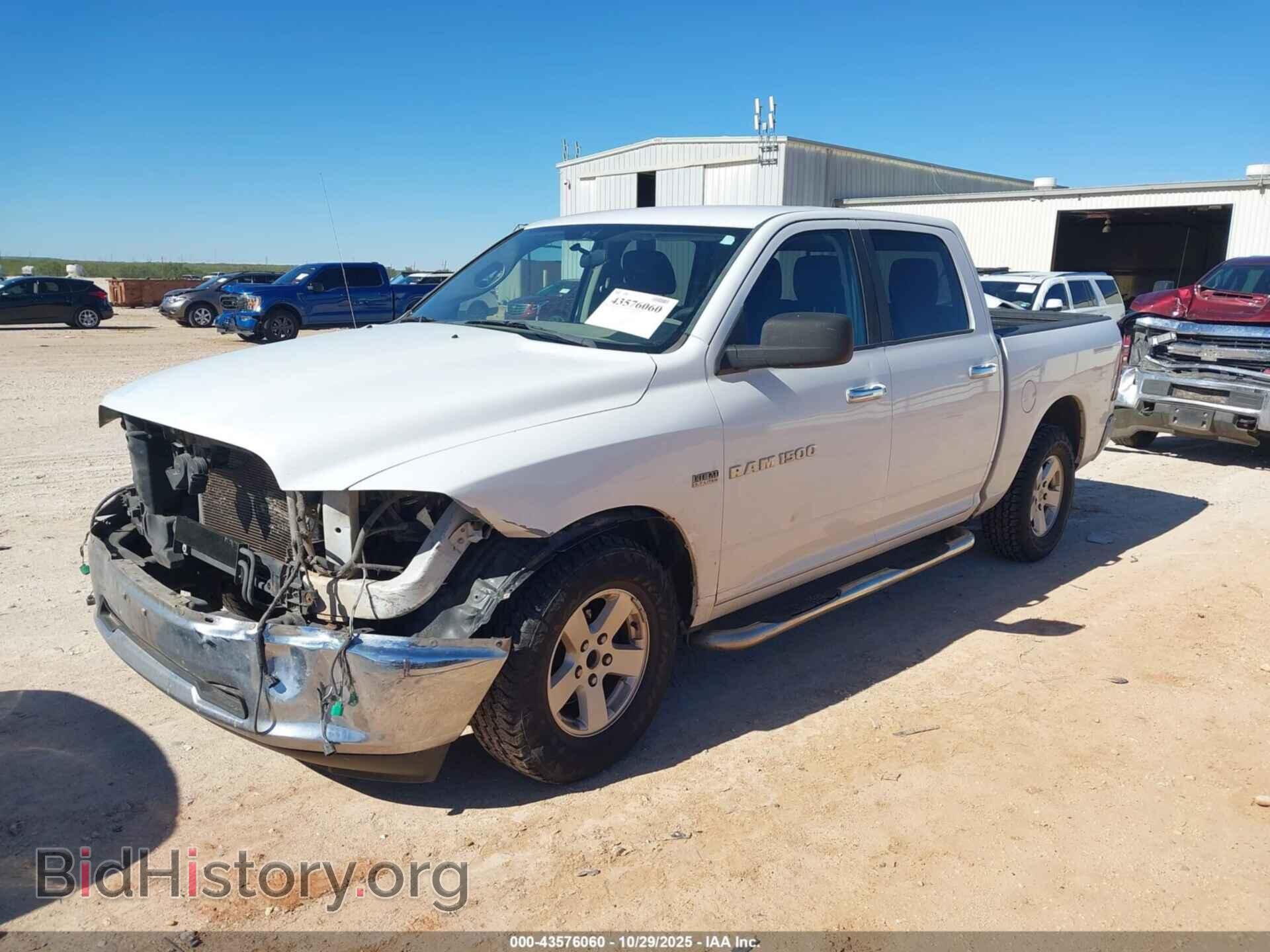2011 RAM RAM 1500 - VIN: 1D7RB1CT5BS554807 - Photo 2