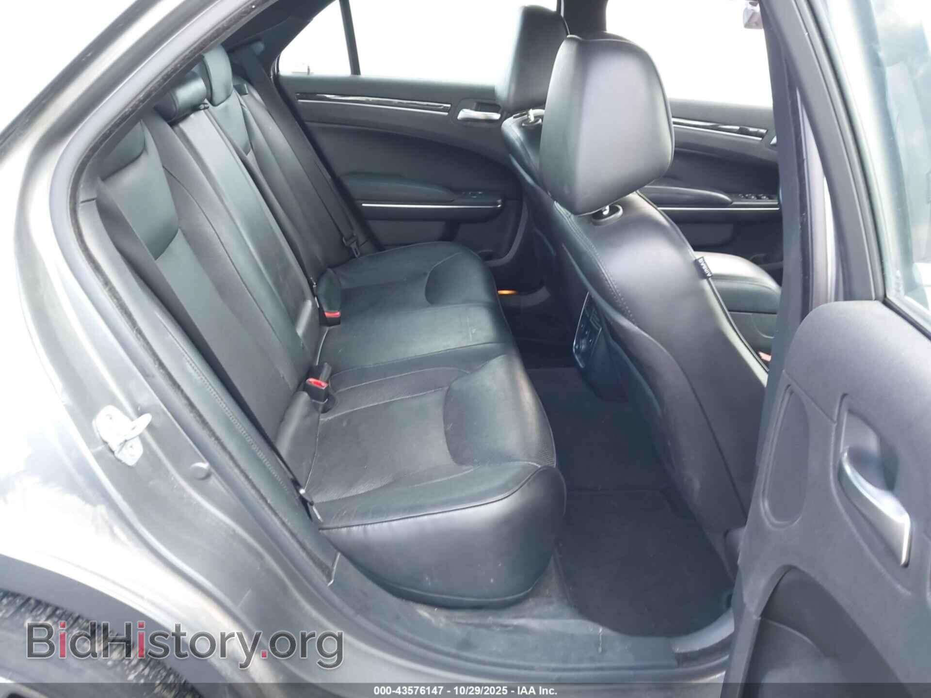 2011 CHRYSLER 300C - VIN: 2C3CK6CTXBH611883 - Фото 8