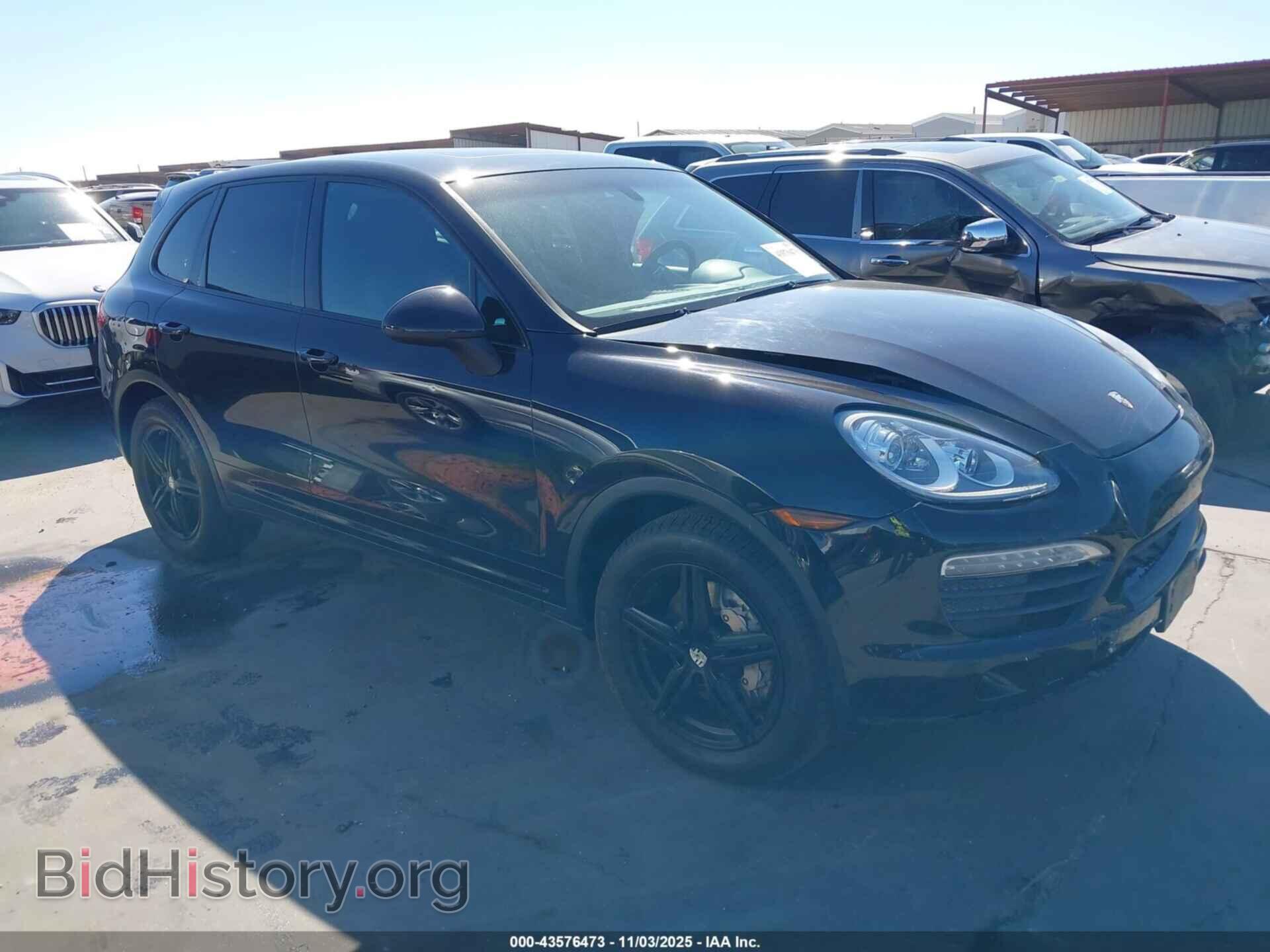 Photo WP1AB2A2XBLA45263 - PORSCHE CAYENNE 2011
