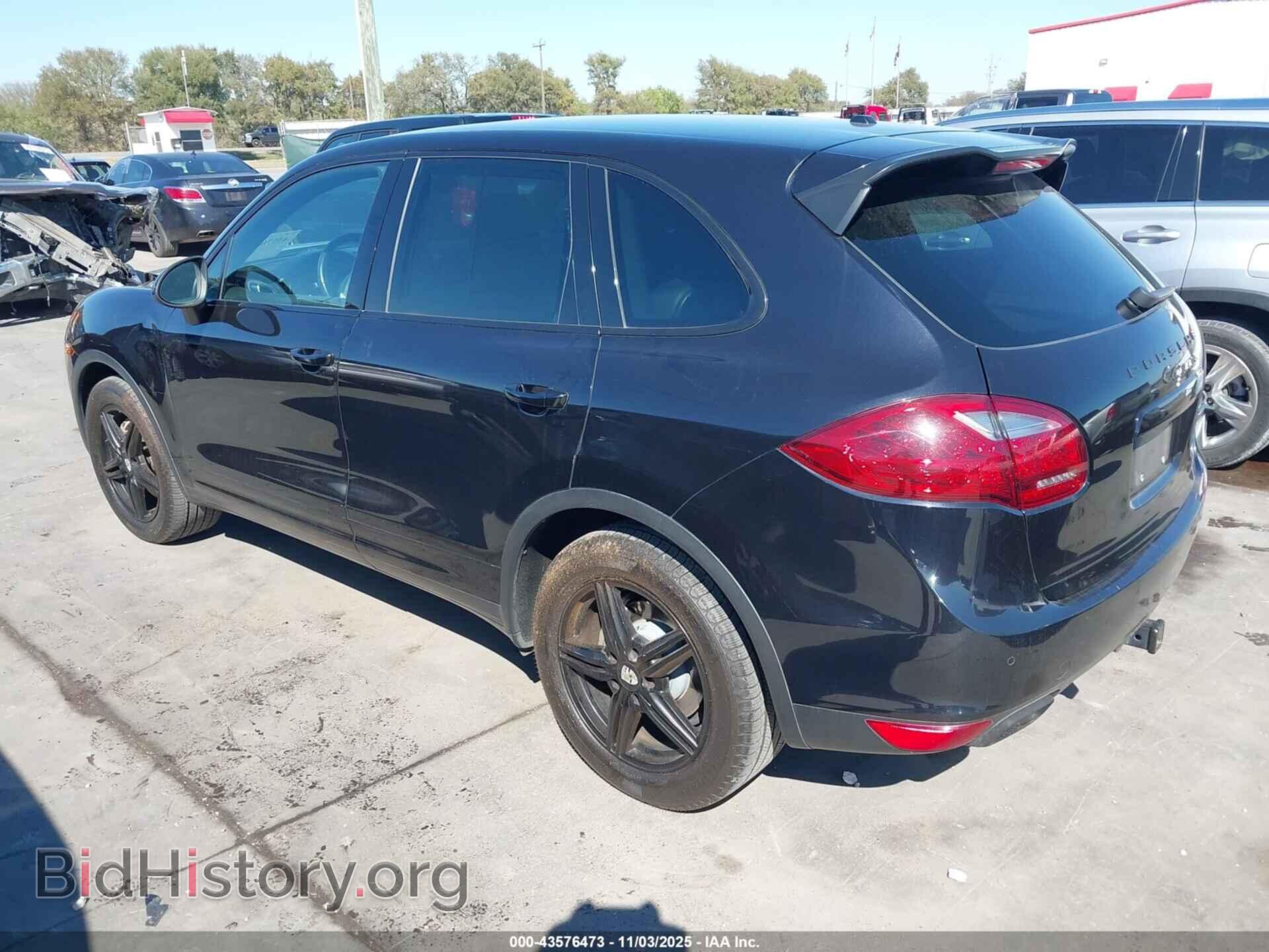 2011 PORSCHE CAYENNE - VIN: WP1AB2A2XBLA45263 - Photo 3