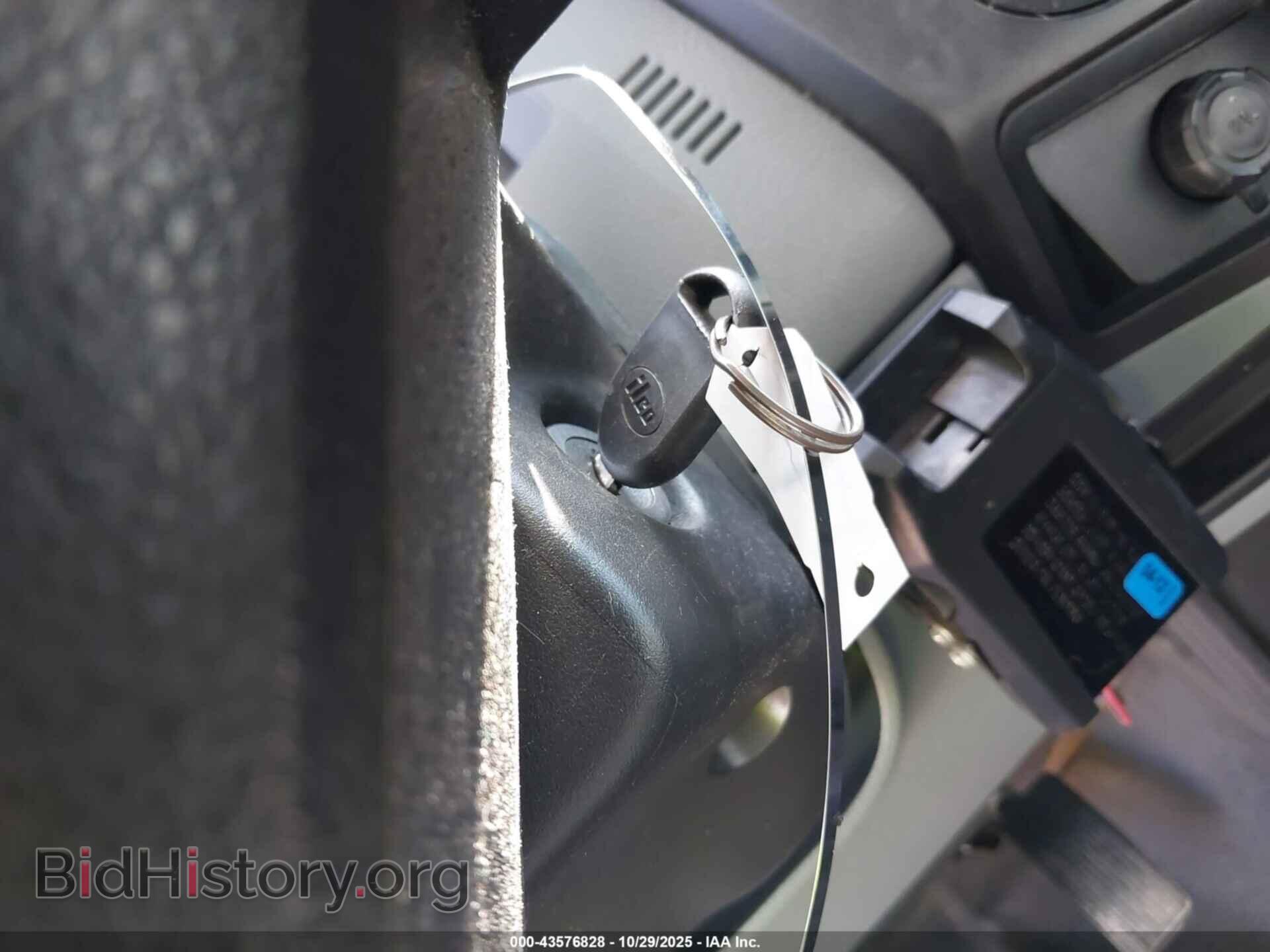 2011 FORD F-250 - VIN: 1FT7W2BTXBEC85411 - Фото 11