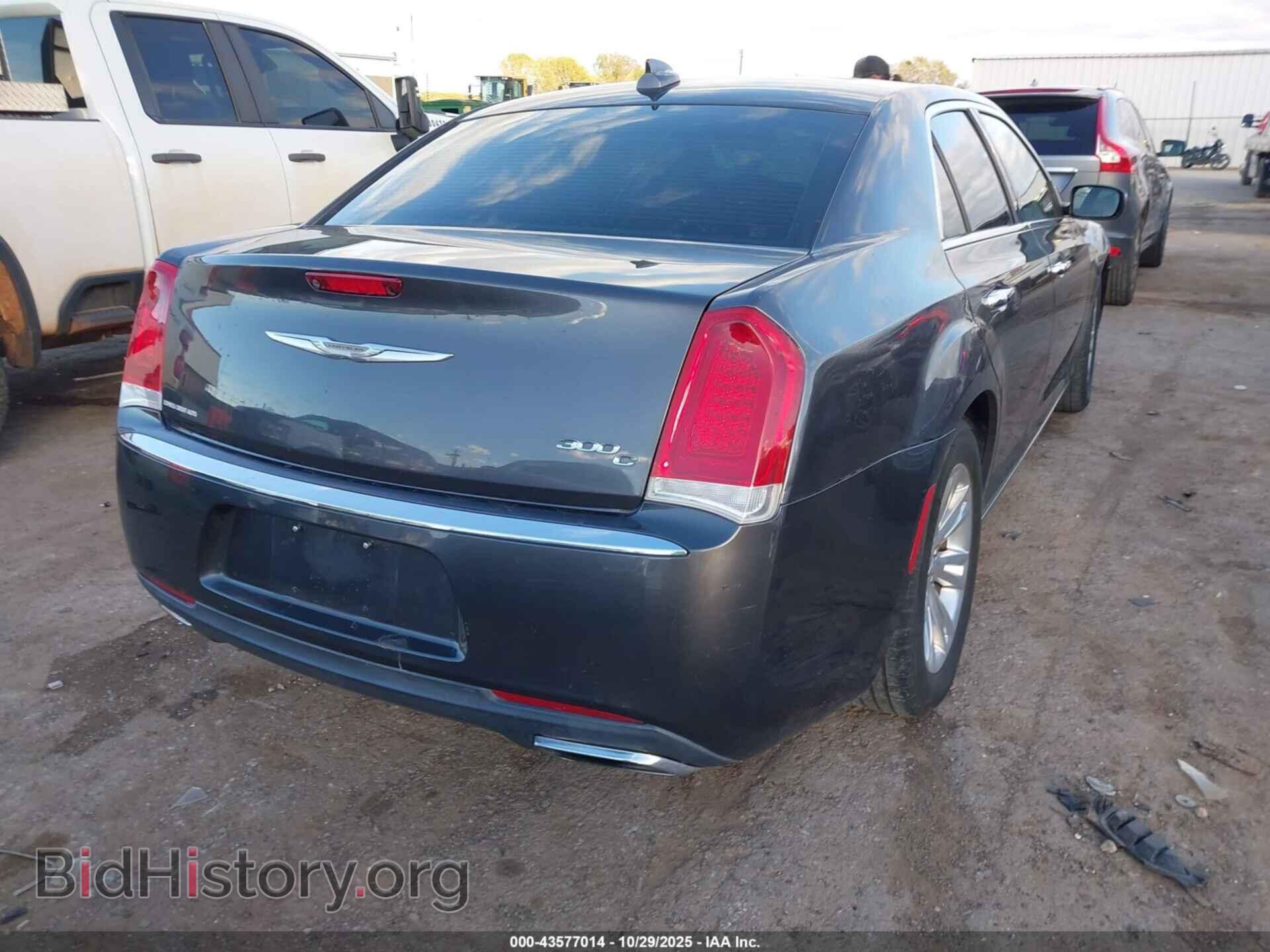 2016 CHRYSLER 300C - VIN: 2C3CCAEG1GH190255 - Photo 4