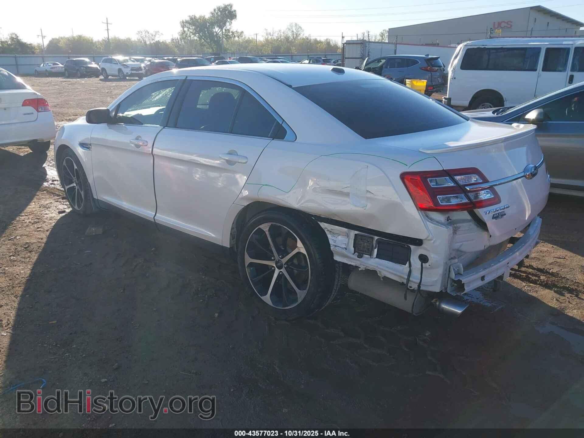 2015 FORD TAURUS - VIN: 1FAHP2F80FG125643 - Фото 3