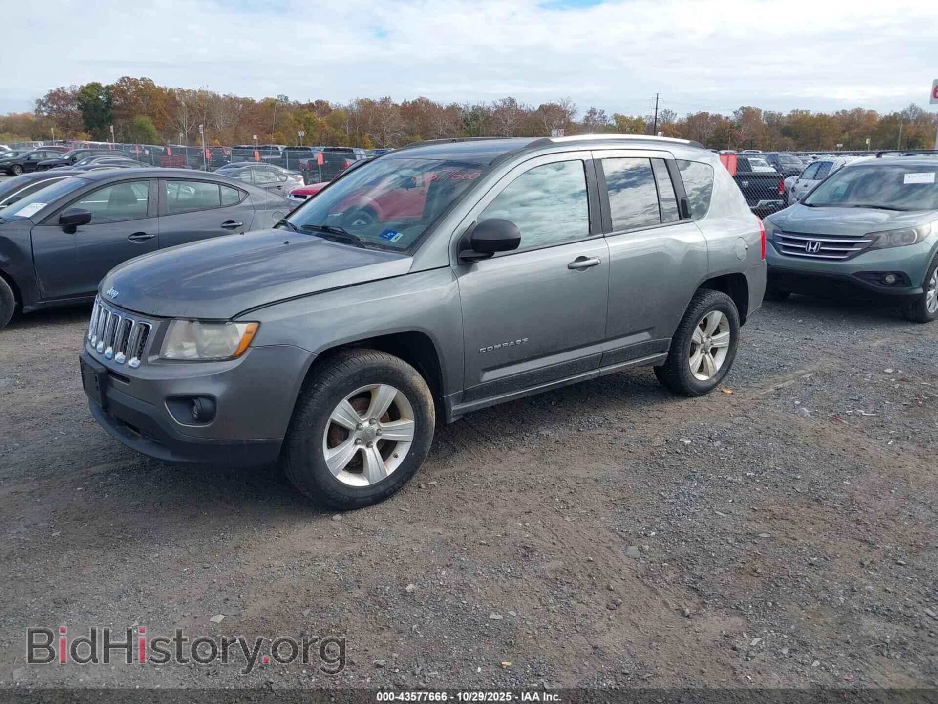 2012 JEEP COMPASS - VIN: 1C4NJDEB7CD540169 - Photo 2