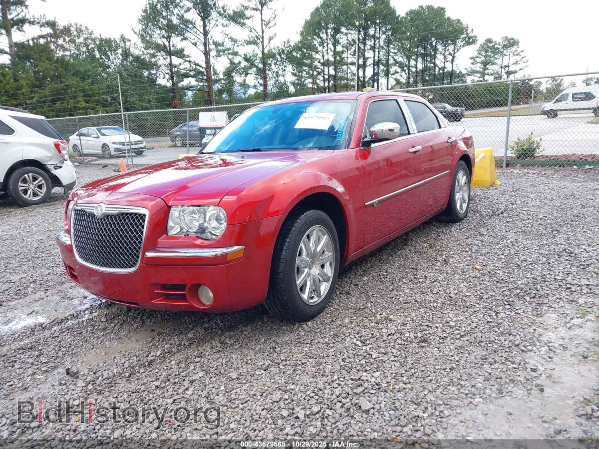 2010 CHRYSLER 300C - VIN: 2C3CA6CT3AH149958 - Фото 2