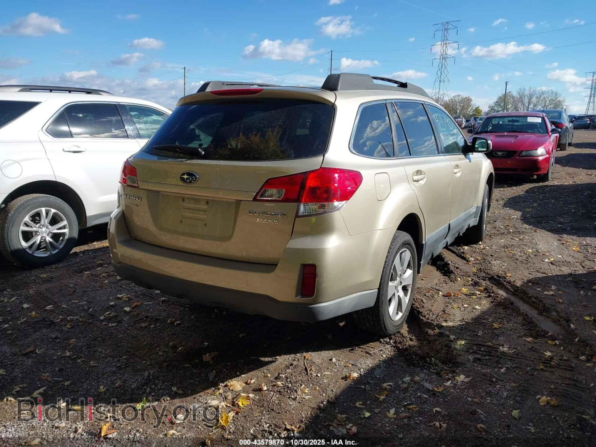 2010 SUBARU OUTBACK - VIN: 4S4BRBJC8A3359613 - Фото 4