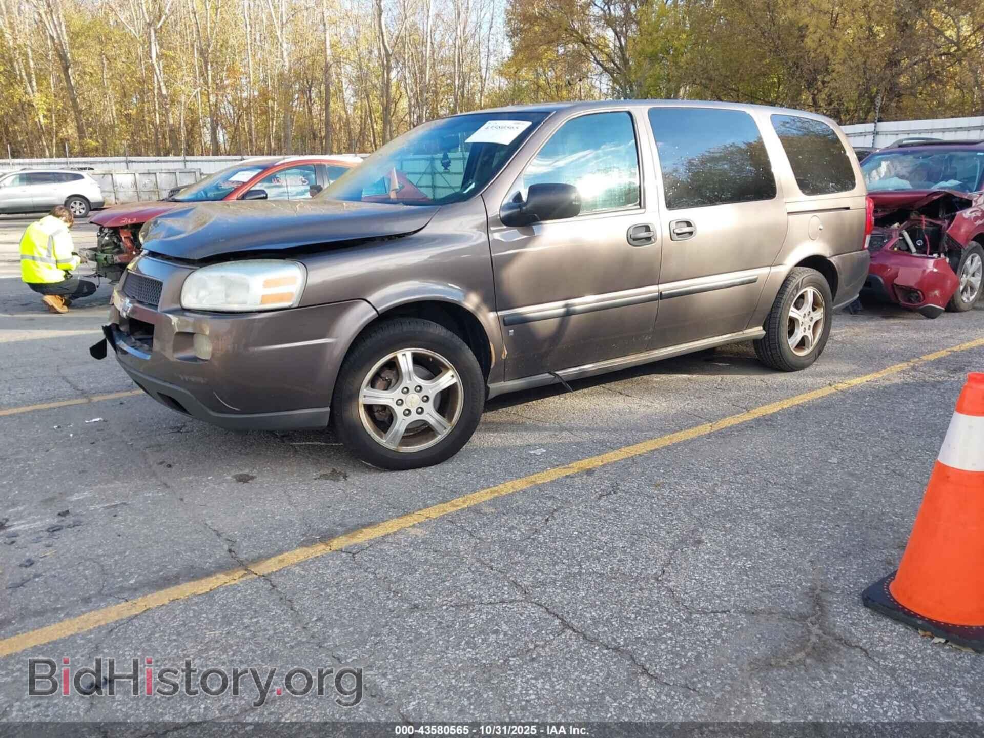 2008 CHEVROLET UPLANDER - VIN: 1GNDV231X8D166721 - Фото 2