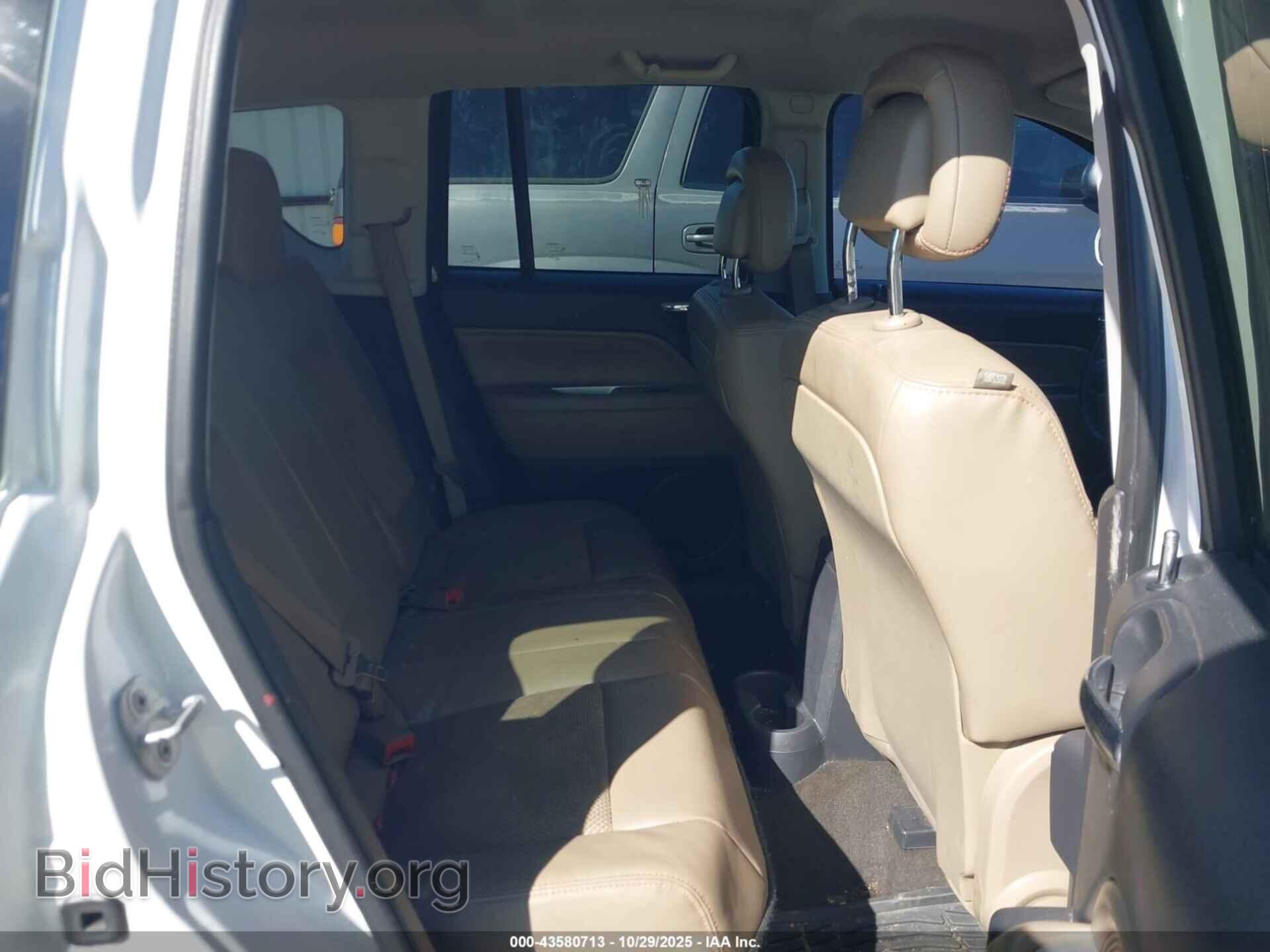 2014 JEEP COMPASS - VIN: 1C4NJCEB3ED690888 - Фото 8