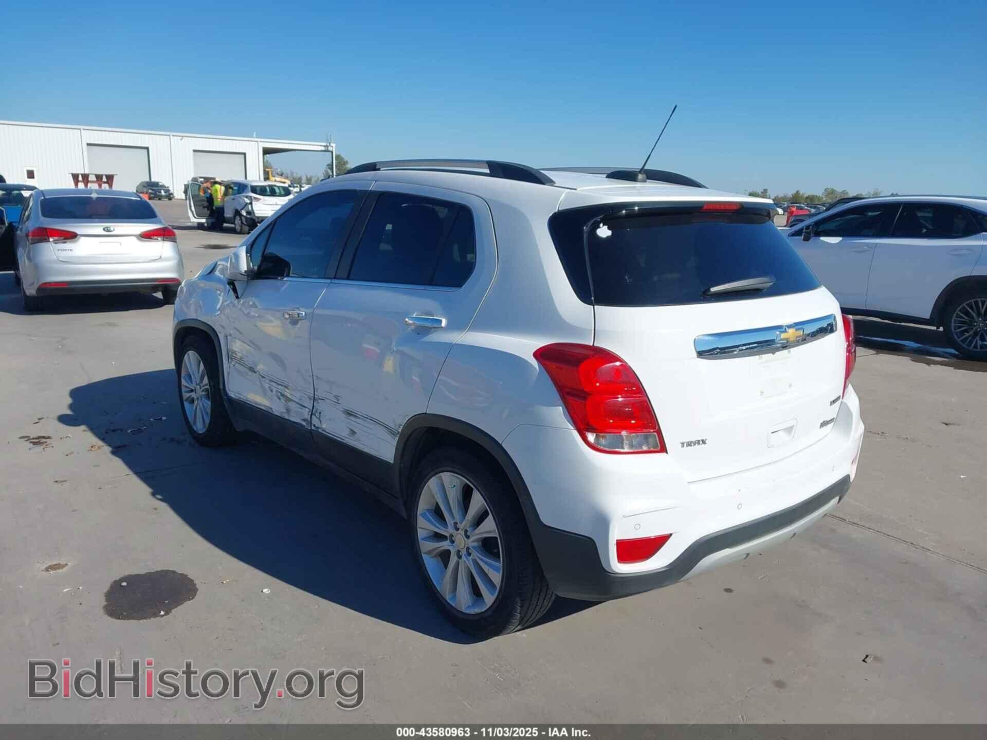 2017 CHEVROLET TRAX - VIN: 3GNCJMSB4HL280933 - Фото 3