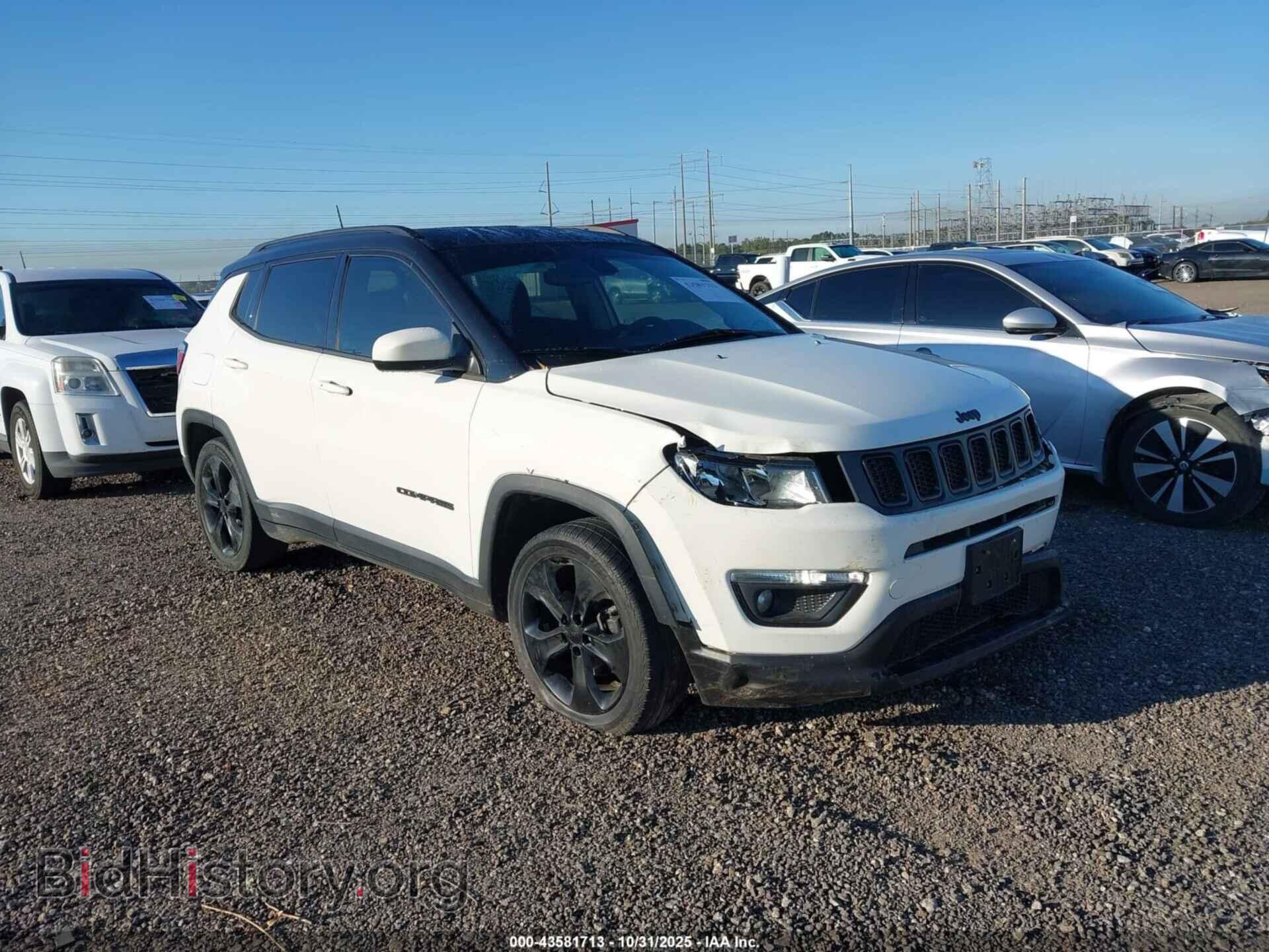 Photo 3C4NJCBB0KT692995 - JEEP COMPASS 2019