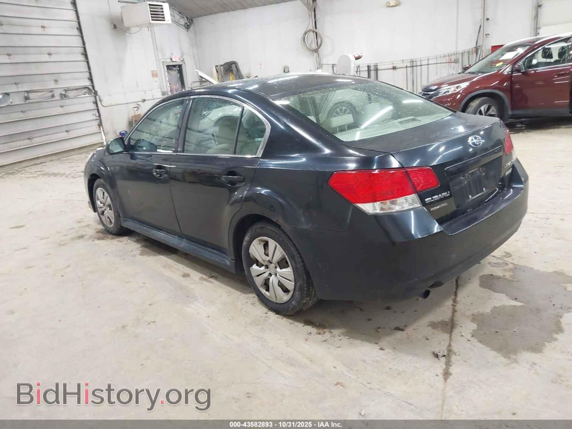 2011 SUBARU LEGACY - VIN: 4S3BMBA68B3263107 - Фото 3
