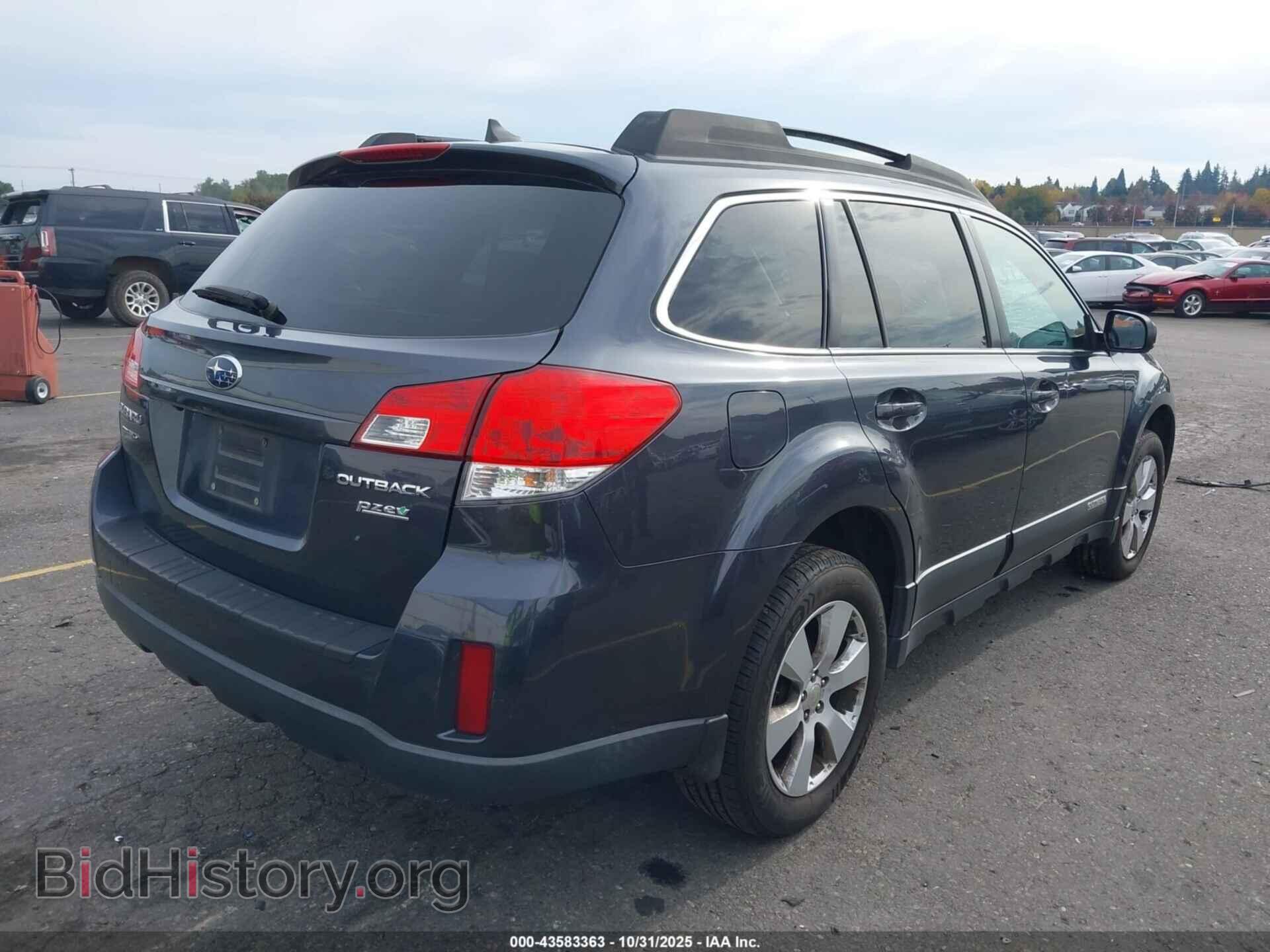 2011 SUBARU OUTBACK - VIN: 4S4BRBKC4B3388901 - Фото 4
