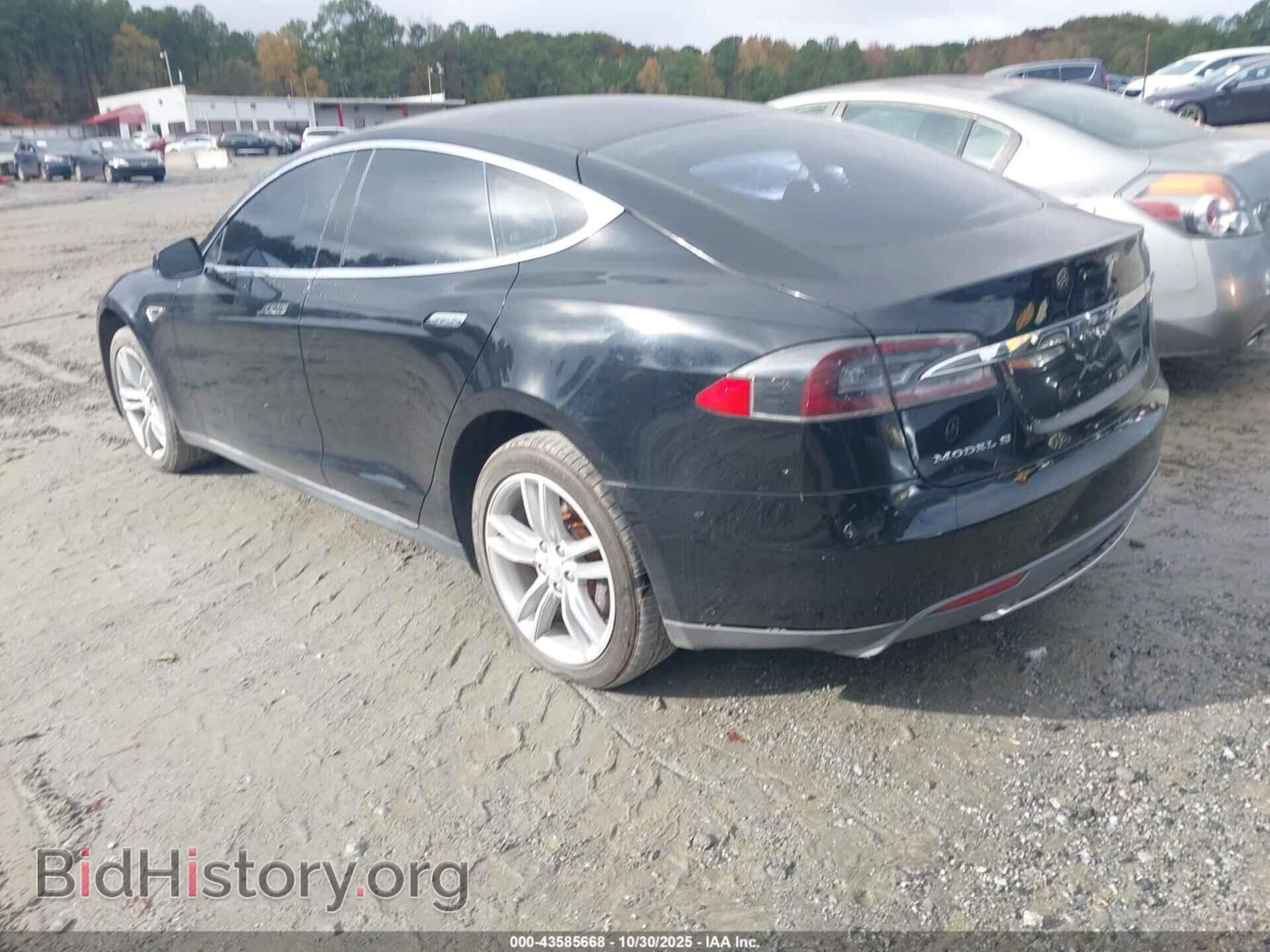 2013 TESLA MODEL S - VIN: 5YJSA1AG7DFP05022 - Фото 3