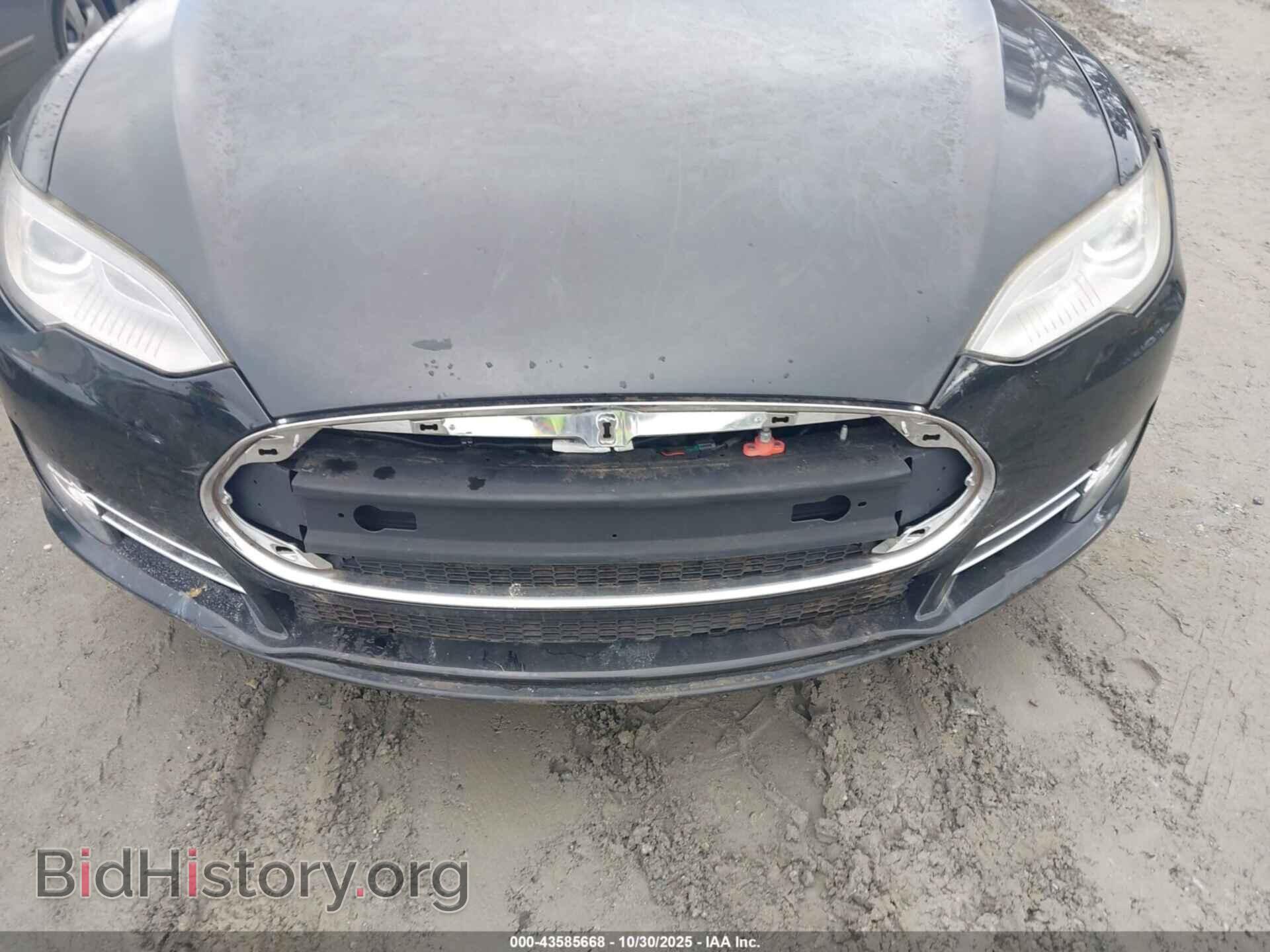 2013 TESLA MODEL S - VIN: 5YJSA1AG7DFP05022 - Фото 6