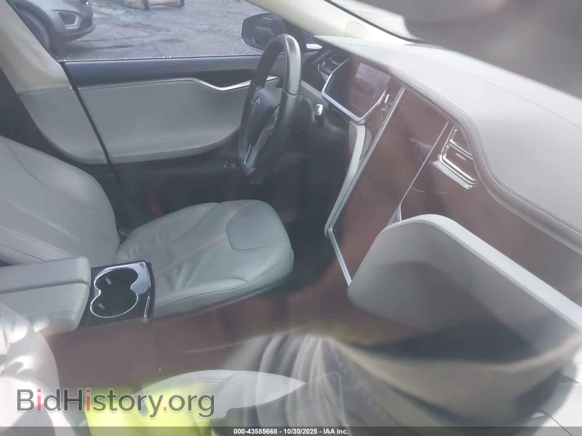 2013 TESLA MODEL S - VIN: 5YJSA1AG7DFP05022 - Фото 7