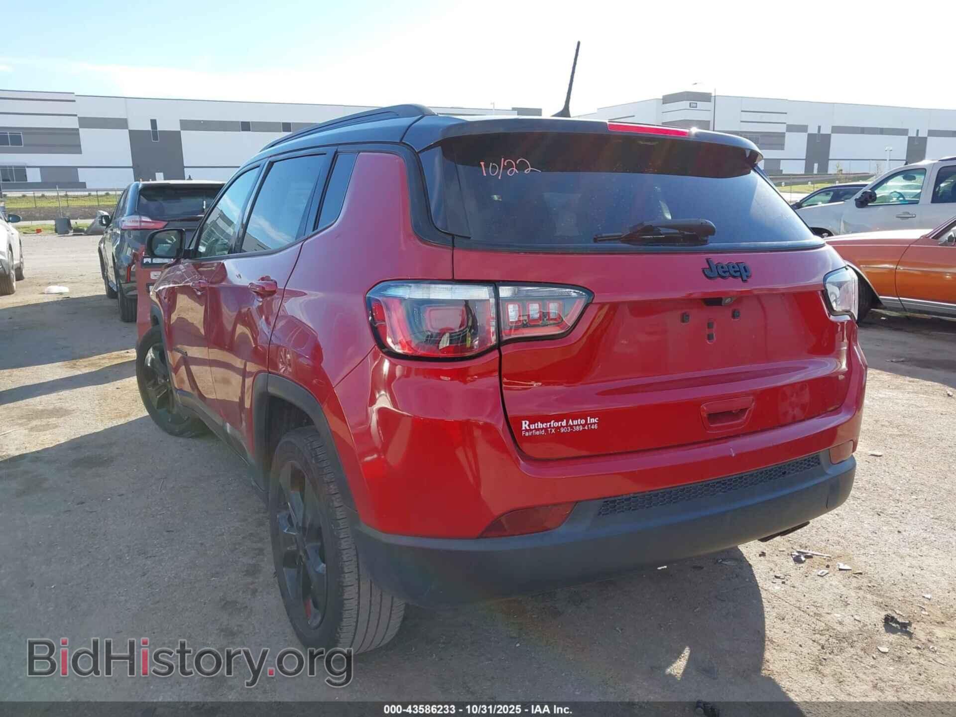 2019 JEEP COMPASS - VIN: 3C4NJCBB1KT833122 - Фото 3