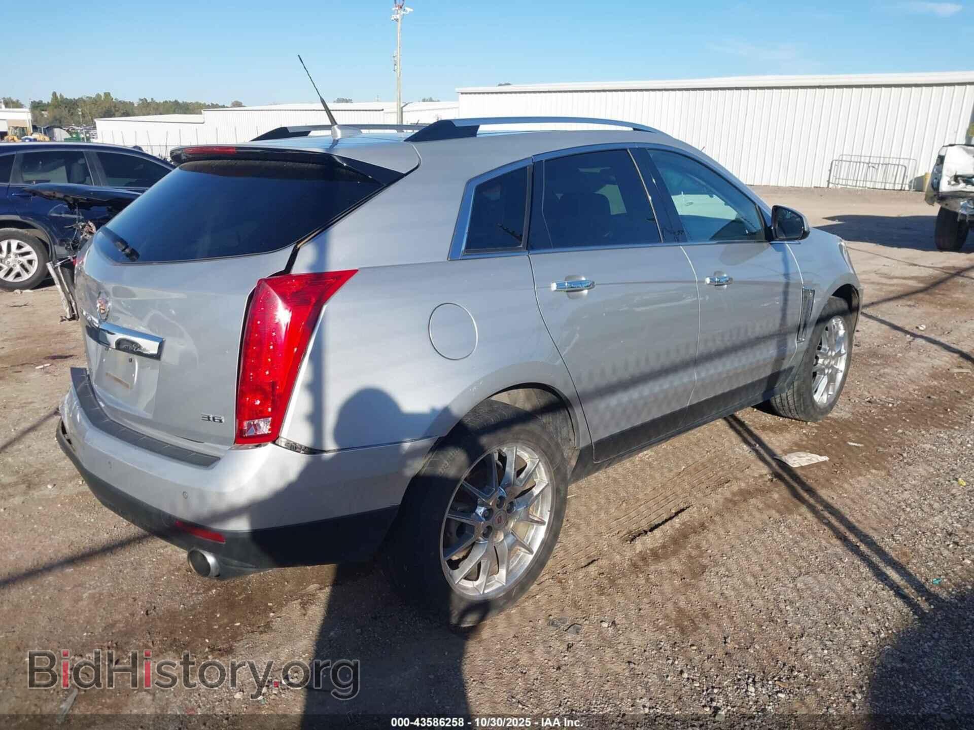 2013 CADILLAC SRX - VIN: 3GYFNDE33DS556494 - Фото 4