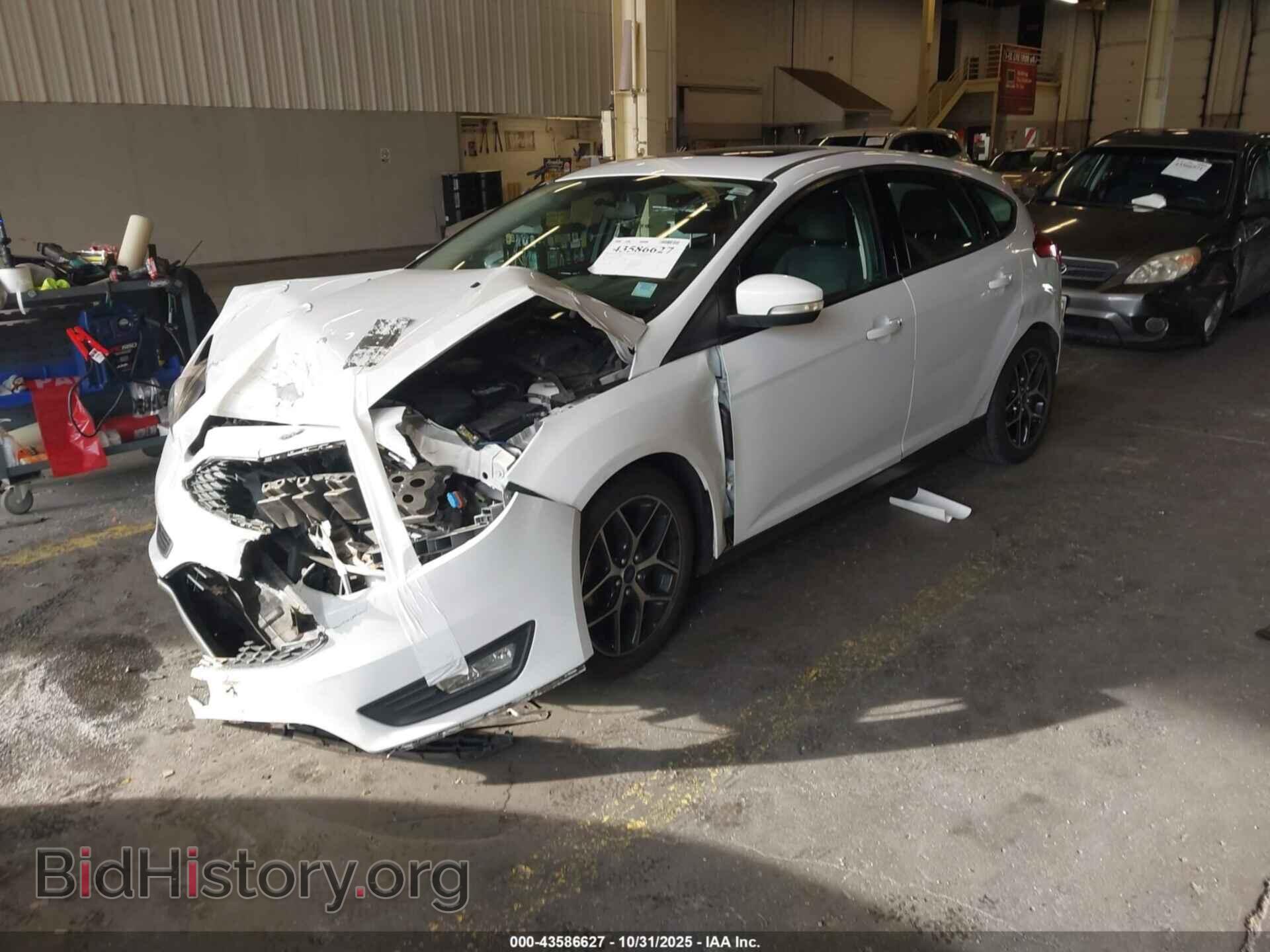 2018 FORD FOCUS - VIN: 1FADP3M21JL231019 - Фото 2
