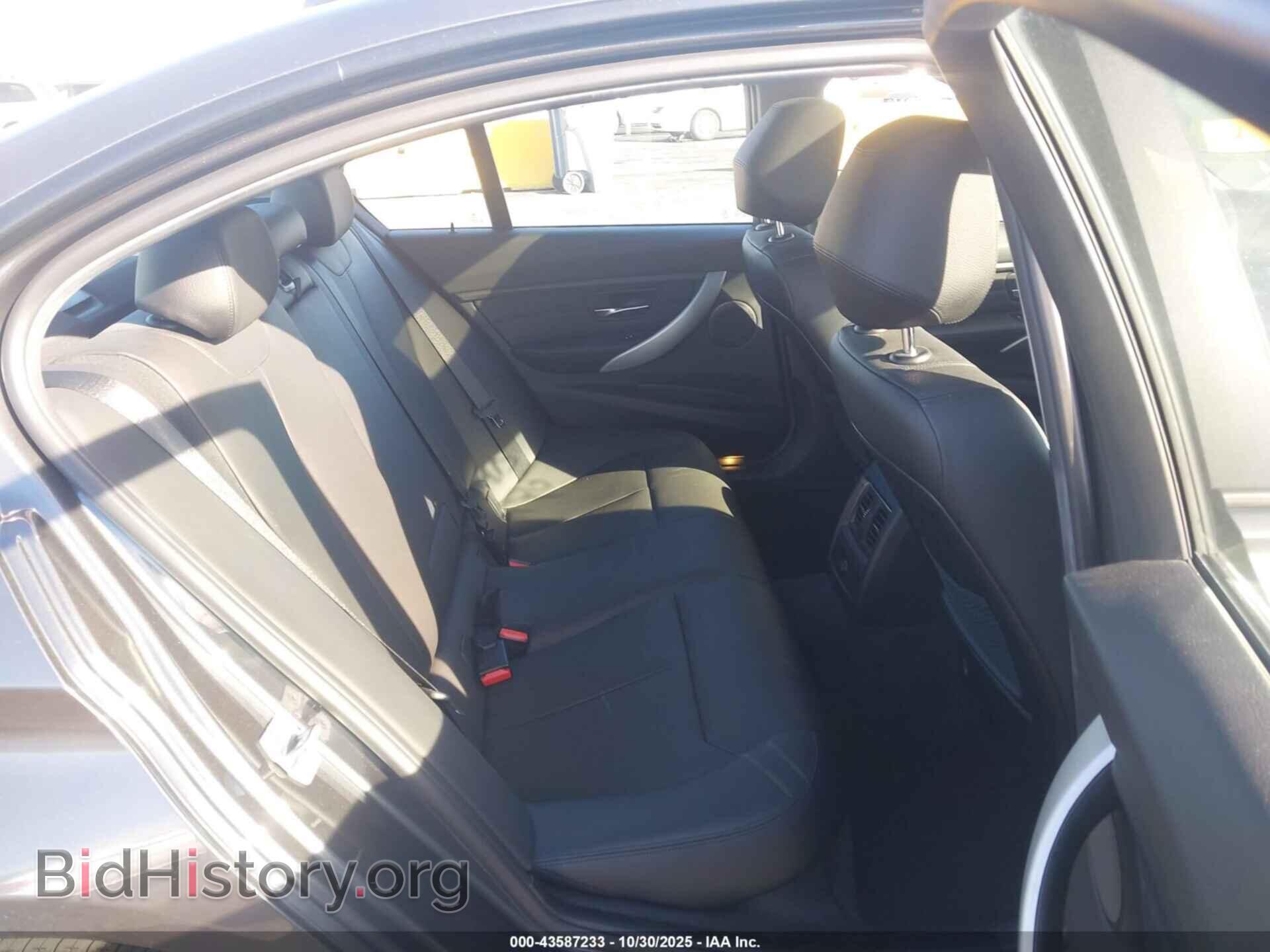 2016 BMW 320I - VIN: WBA8A9C56GK618804 - Фото 8