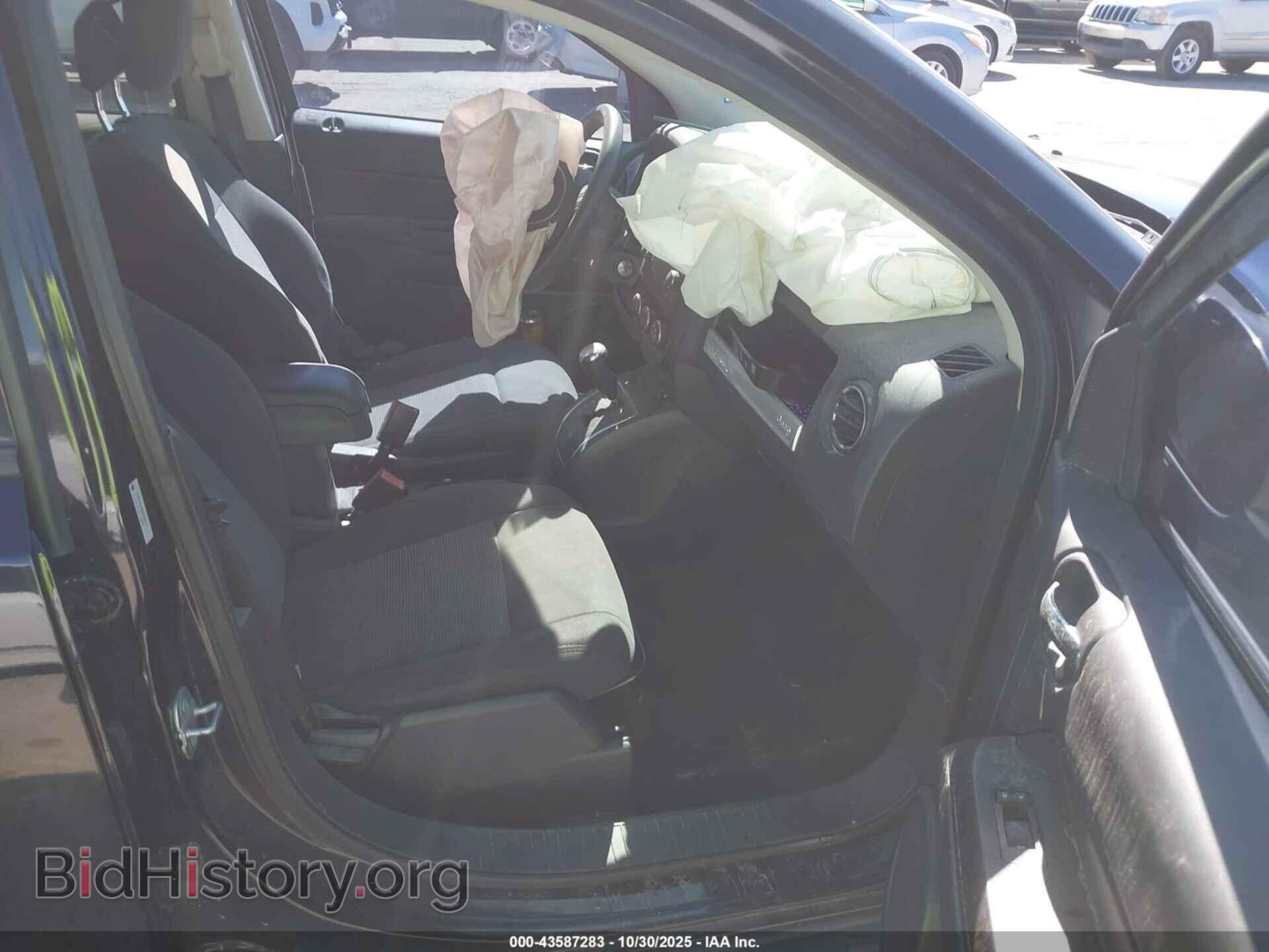 2016 JEEP COMPASS - VIN: 1C4NJCBA8GD543674 - Фото 5
