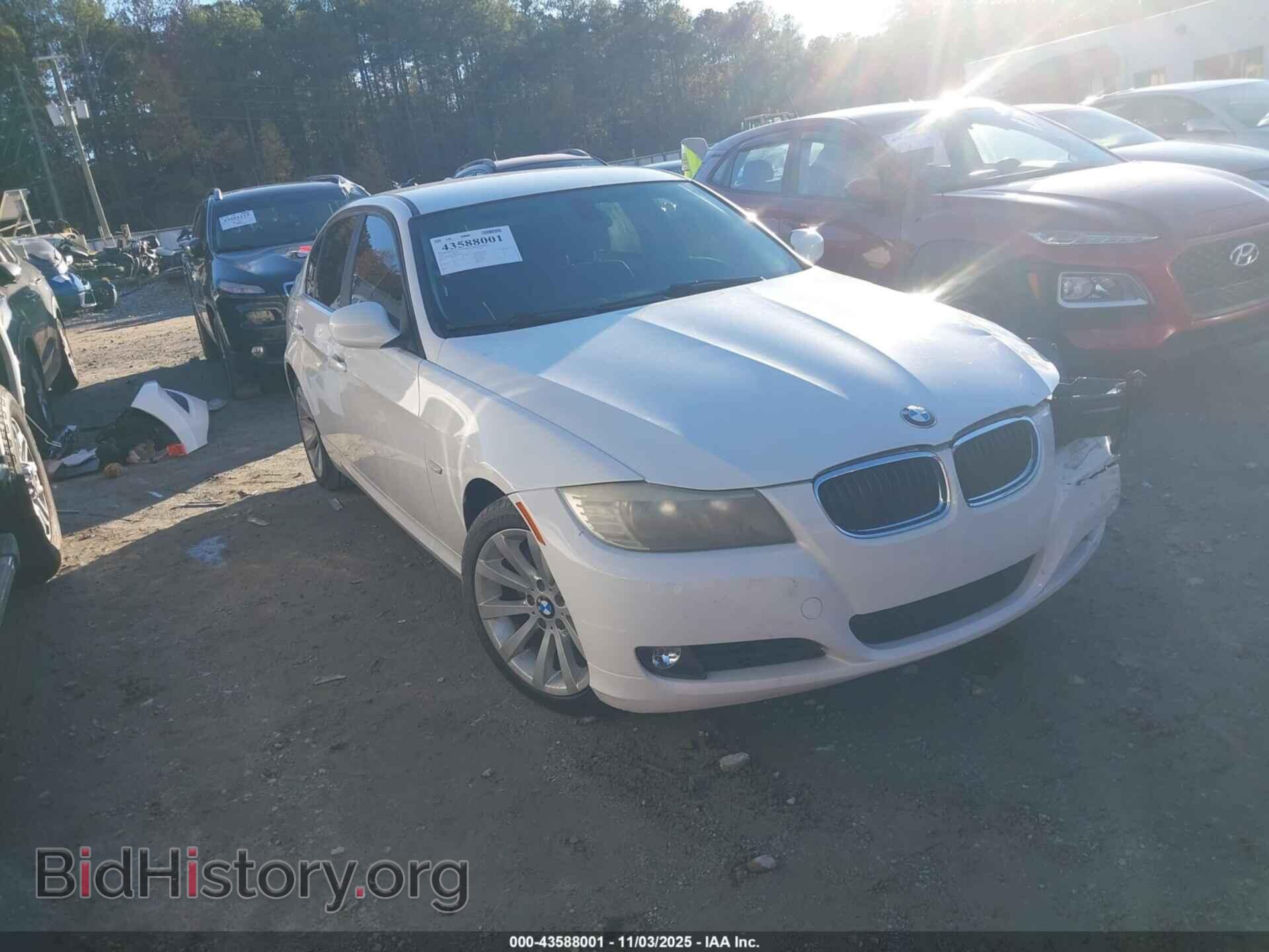 Фотография WBAPH7C59BE683181 - BMW 328I 2011