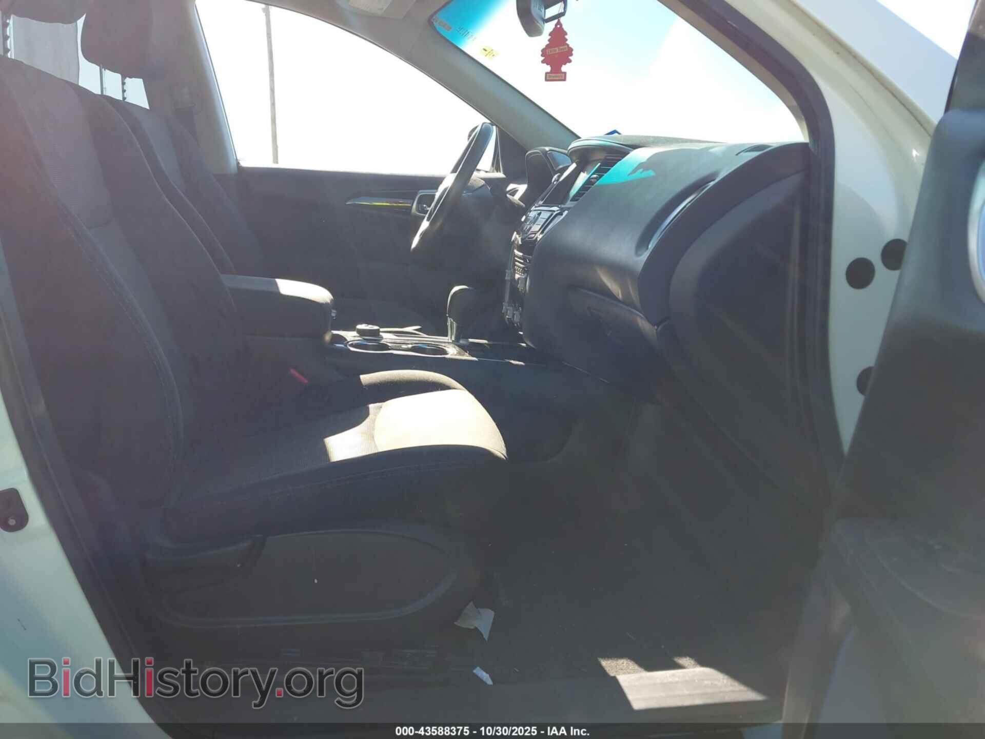 2017 NISSAN PATHFINDER - VIN: 5N1DR2MM6HC633799 - Фото 5
