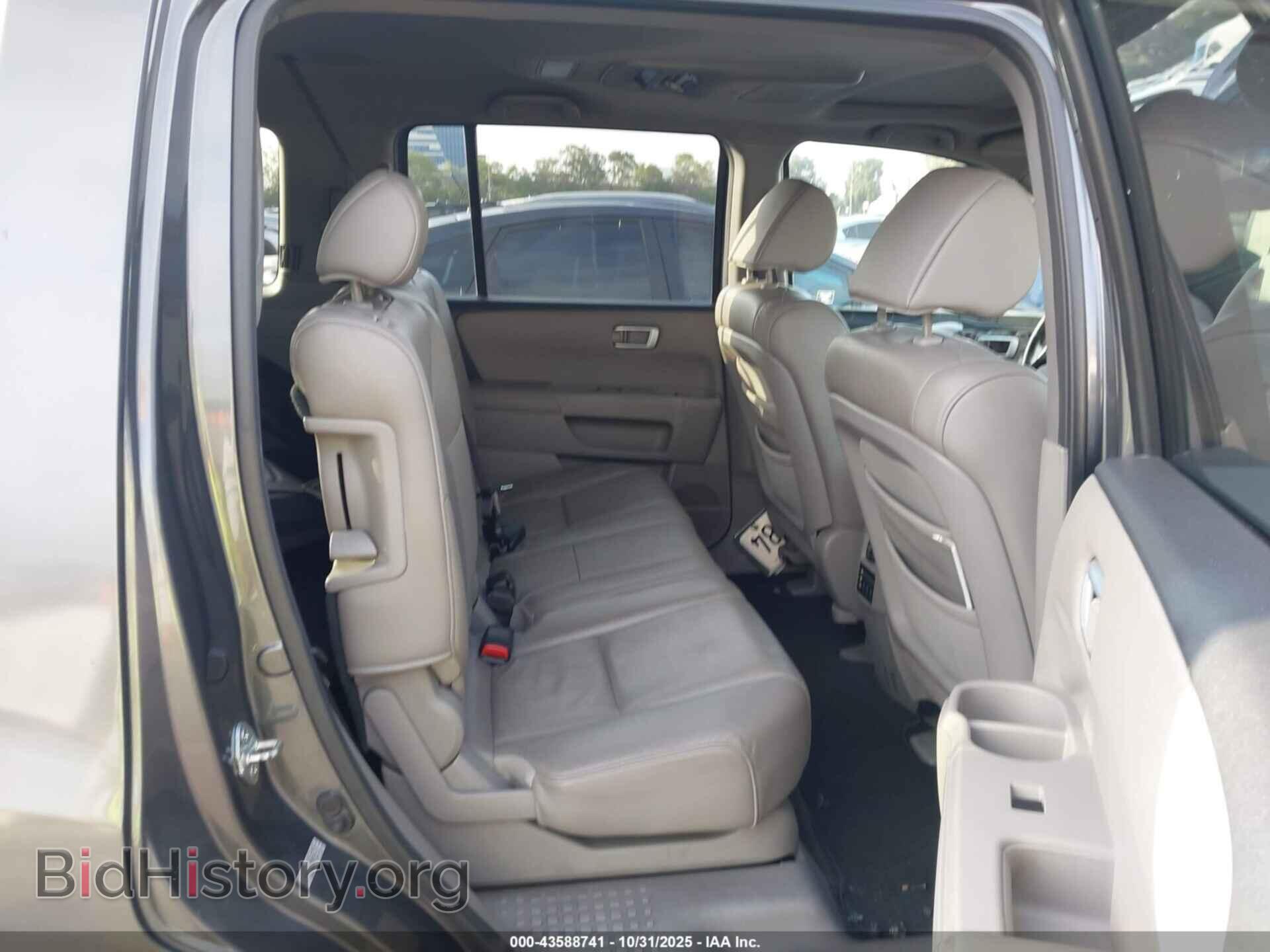 2011 HONDA PILOT - VIN: 5FNYF3H69BB005472 - Фото 8