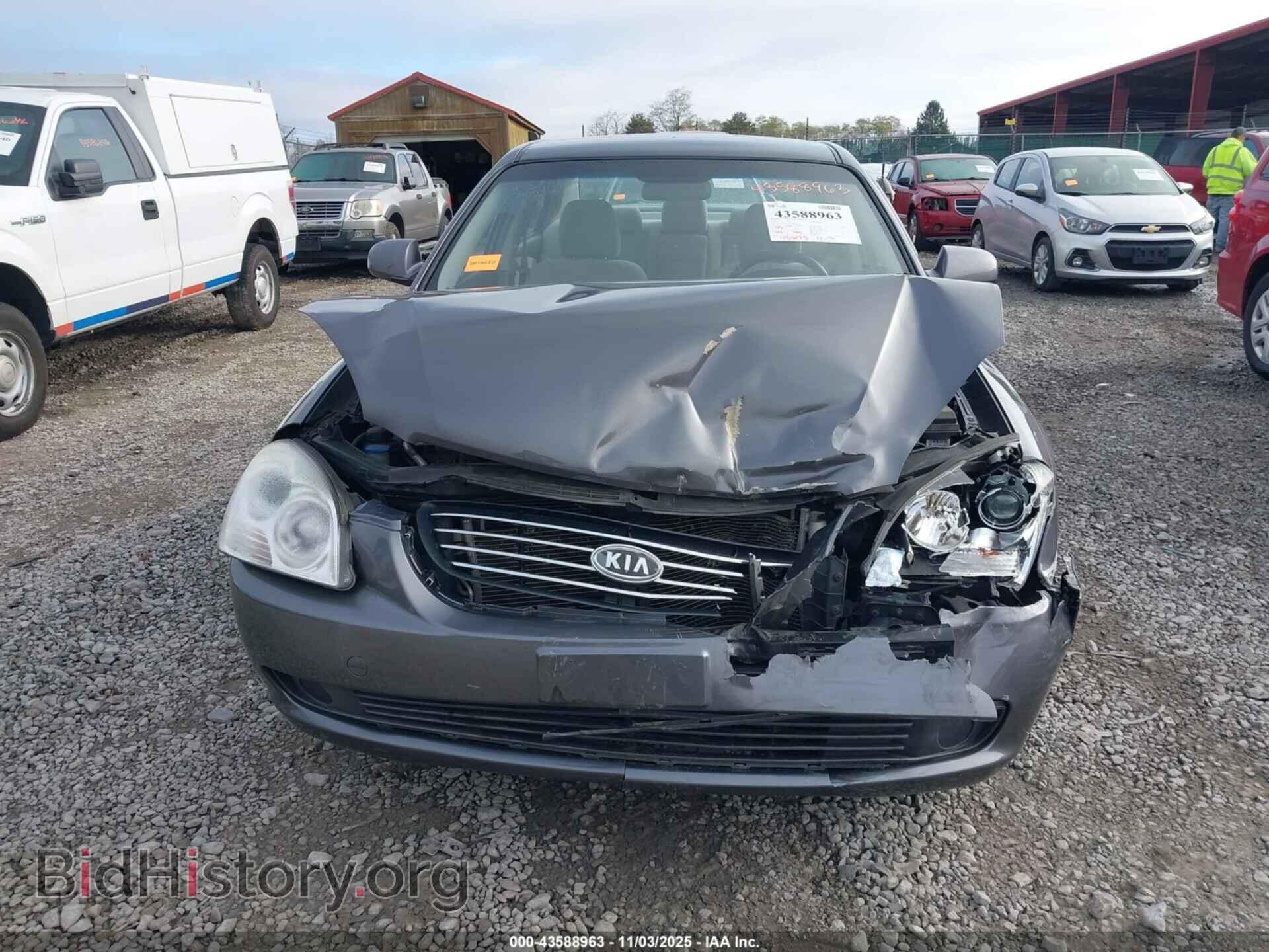 2008 KIA OPTIMA - VIN: KNAGE123785241708 - Photo 12