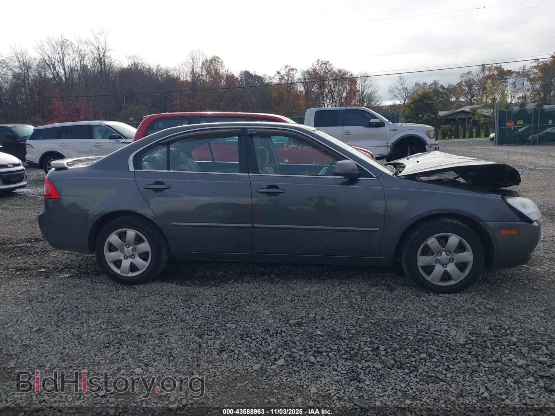 2008 KIA OPTIMA - VIN: KNAGE123785241708 - Photo 13