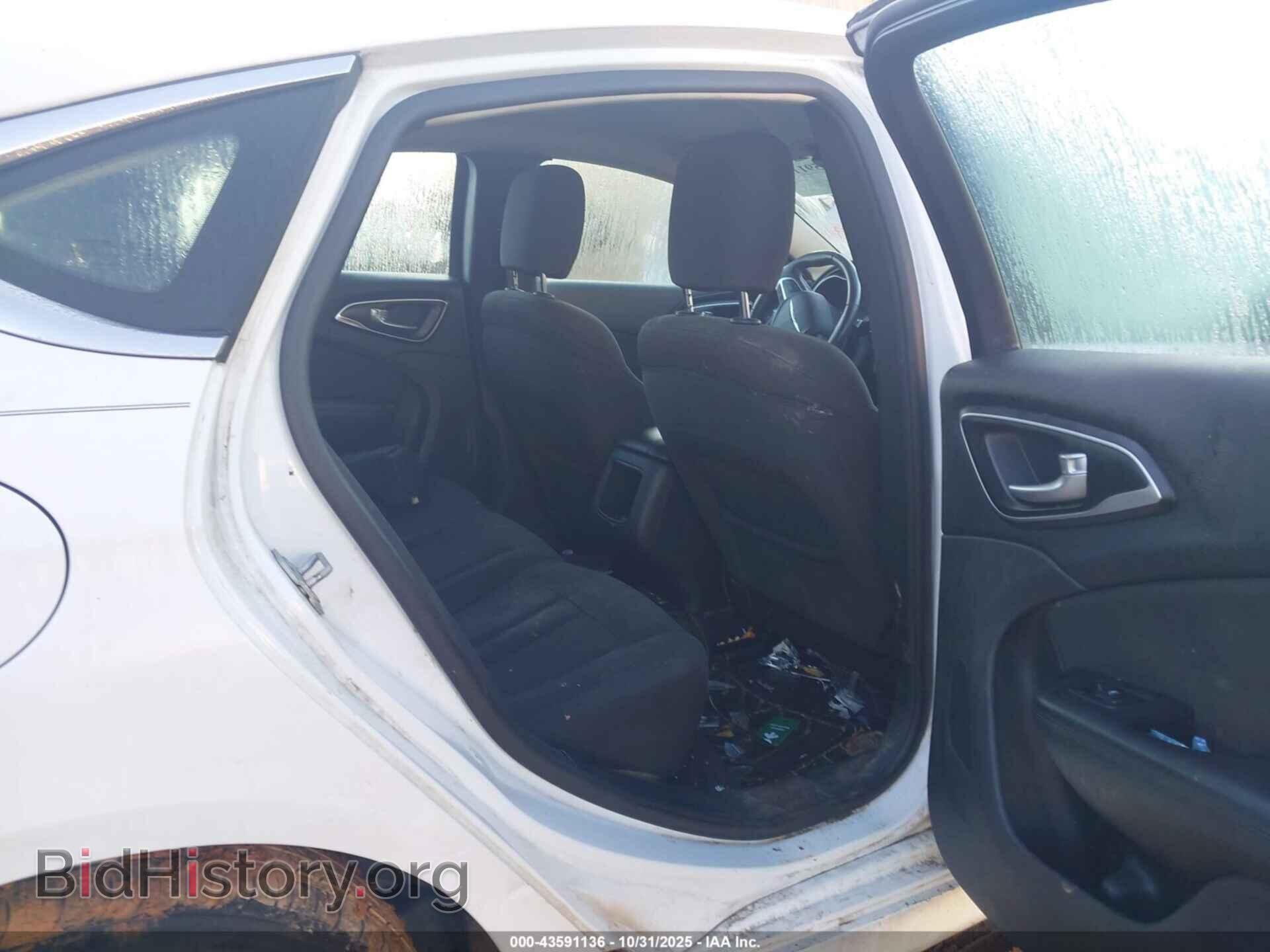 2015 CHRYSLER 200 - VIN: 1C3CCCAB9FN715915 - Фото 8
