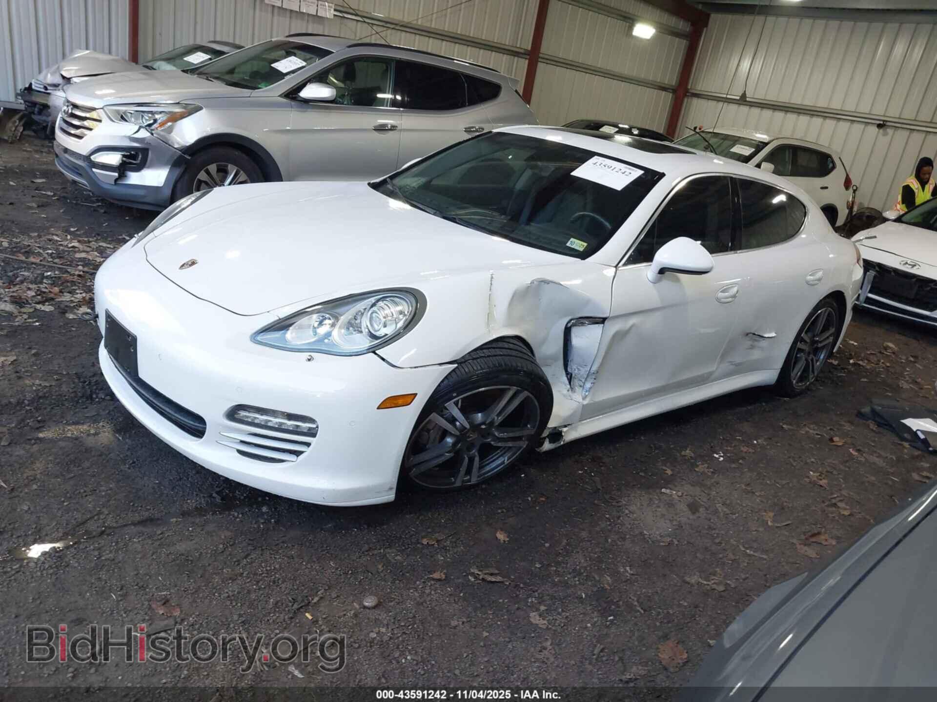 2012 PORSCHE PANAMERA - VIN: WP0AB2A72CL060628 - Фото 2