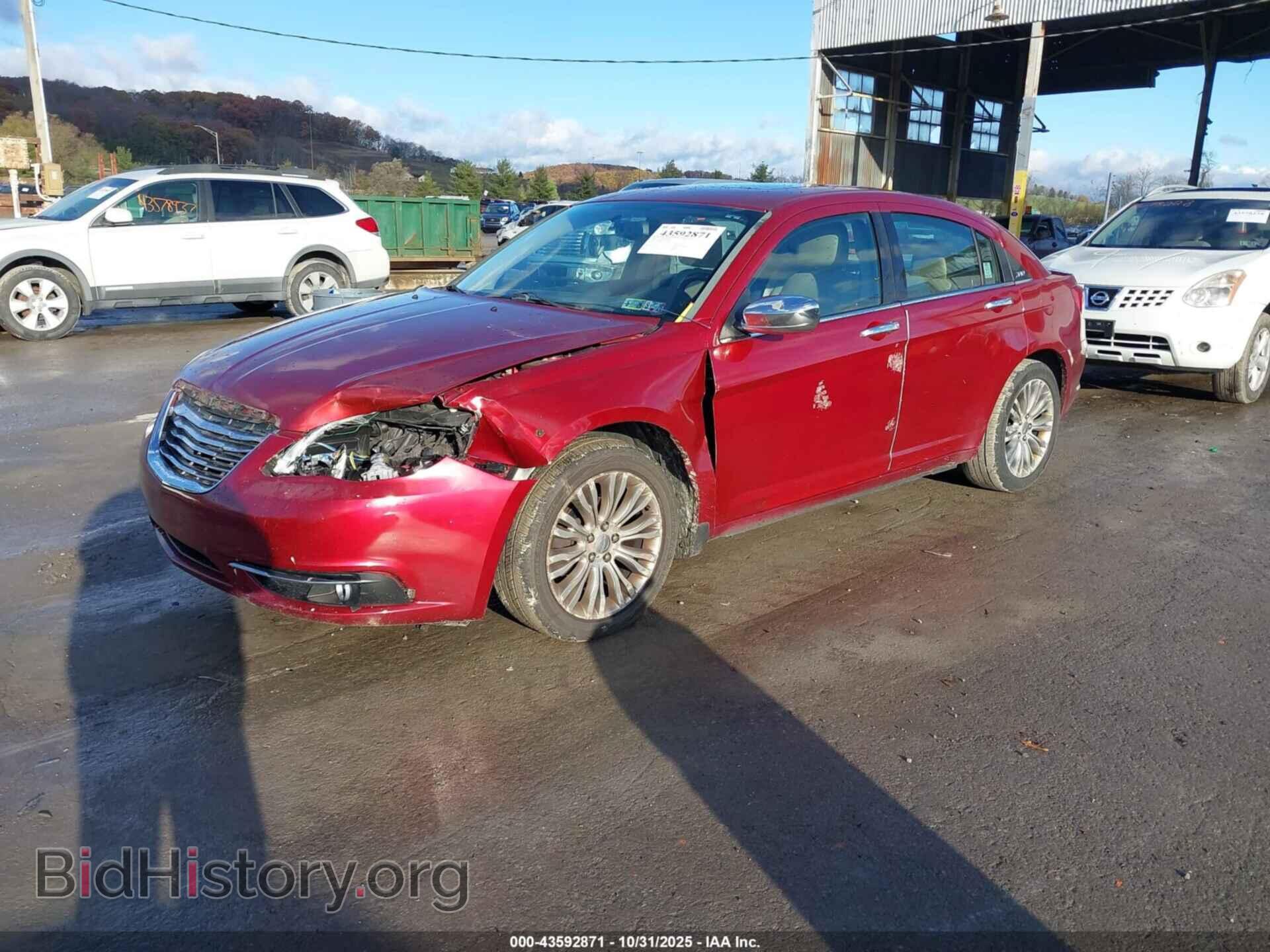 2012 CHRYSLER 200 - VIN: 1C3CCBCB5CN306832 - Photo 2
