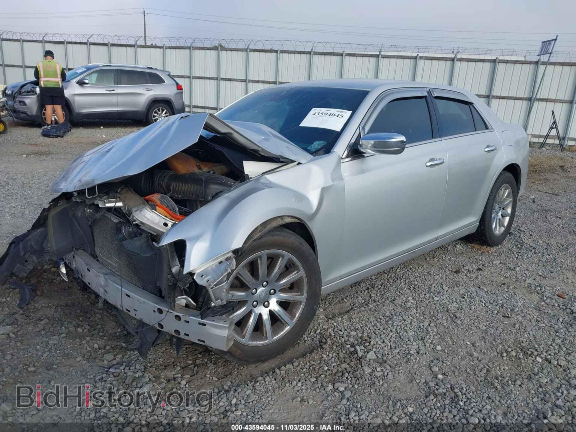 2012 CHRYSLER 300C - VIN: 2C3CCAET1CH256083 - Фото 6