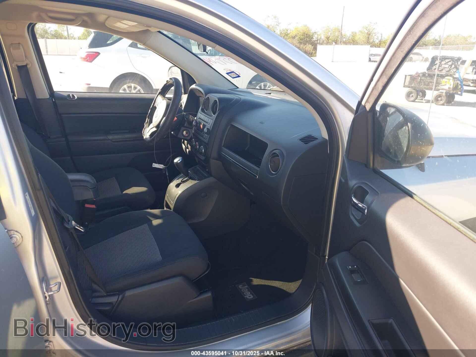 2011 JEEP COMPASS - VIN: 1J4NT1FA3BD286824 - Фото 5