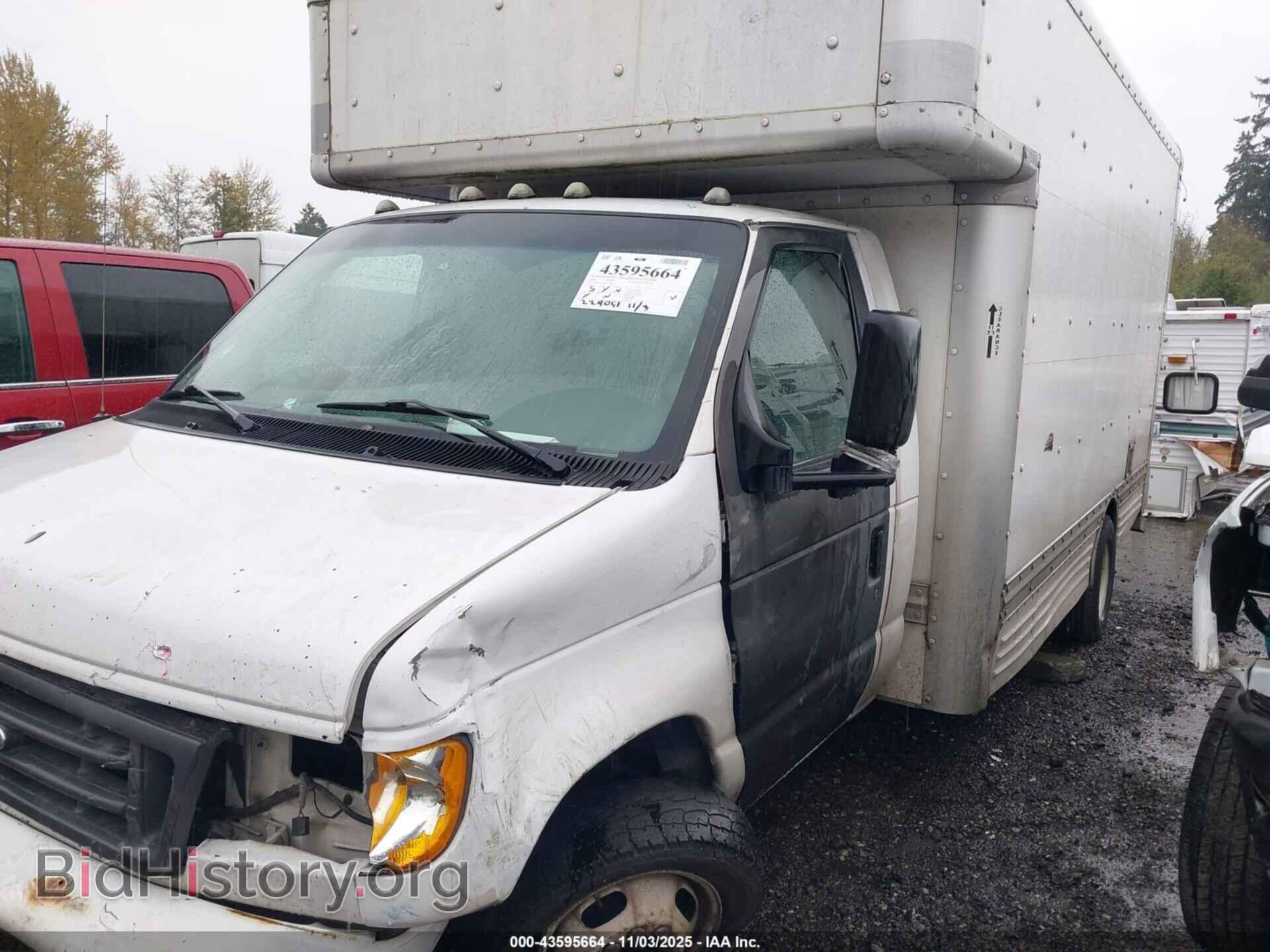 2006 FORD E-450 CUTAWAY - VIN: 1FDXE45S56HA83822 - Фото 2