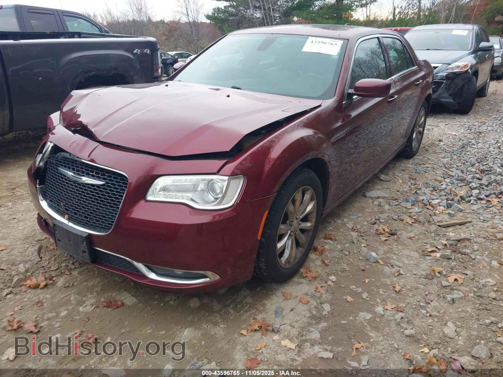 2016 CHRYSLER 300 - VIN: 2C3CCARG9GH198419 - Фото 2
