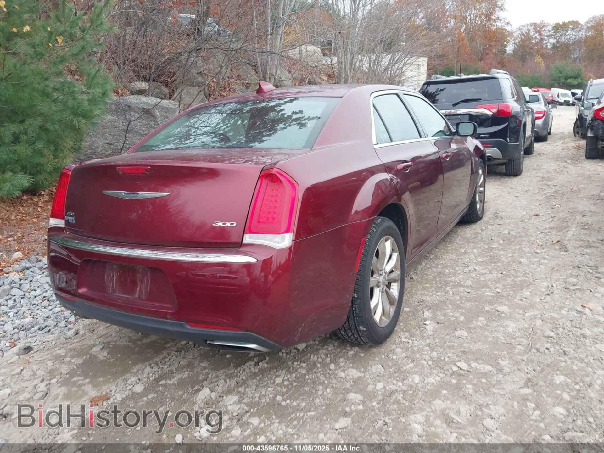 2016 CHRYSLER 300 - VIN: 2C3CCARG9GH198419 - Фото 4