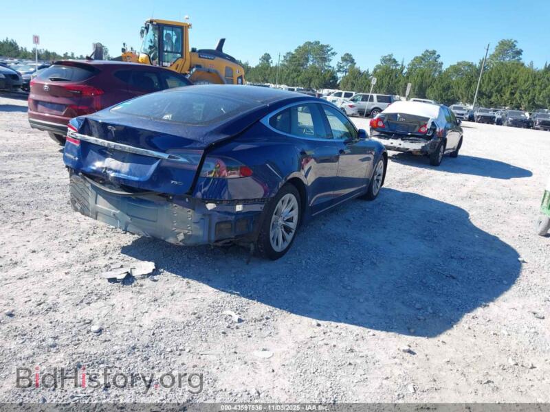 2016 Tesla MODEL S (VIN 5YJSA1E29GF150996) — photo 4 of 17
