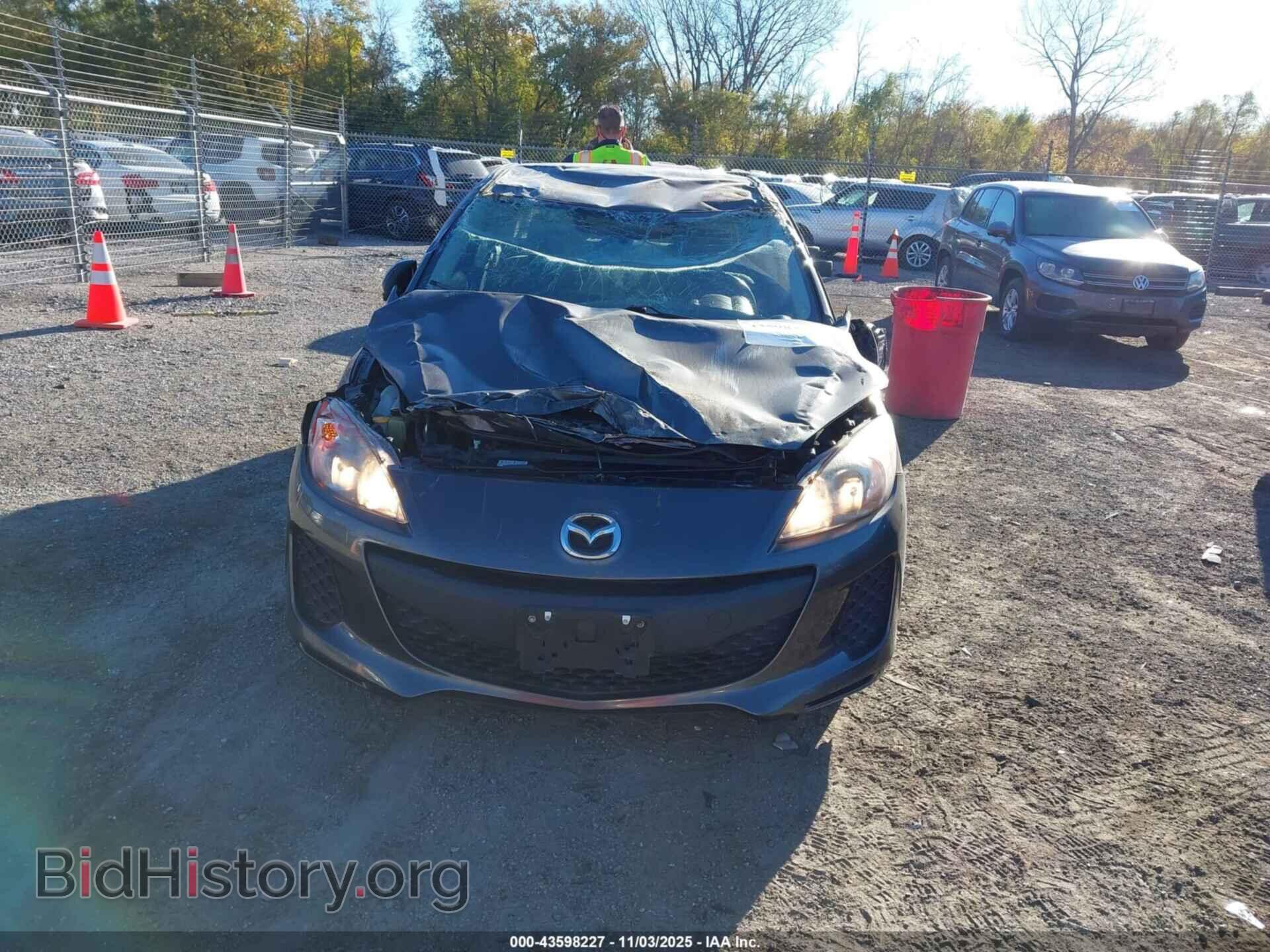 2013 MAZDA MAZDA3 - VIN: JM1BL1V79D1794542 - Фото 13