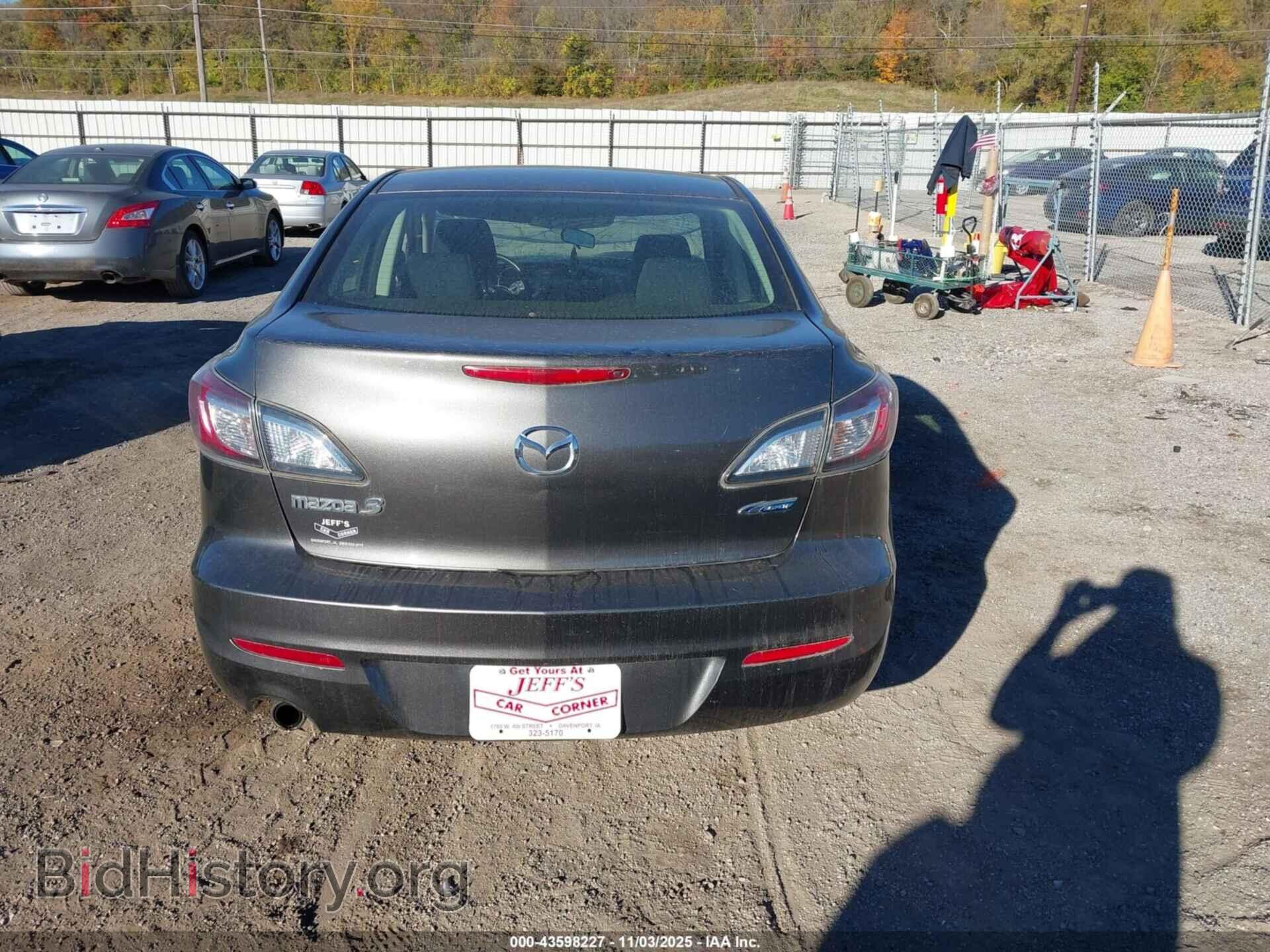 2013 MAZDA MAZDA3 - VIN: JM1BL1V79D1794542 - Фото 17