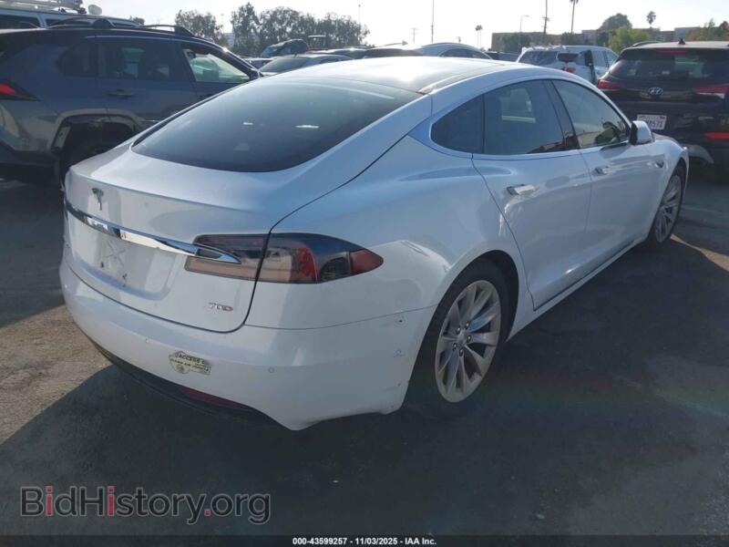 2016 Tesla MODEL S (VIN 5YJSA1E2XGF138954) — фото 4 из 18