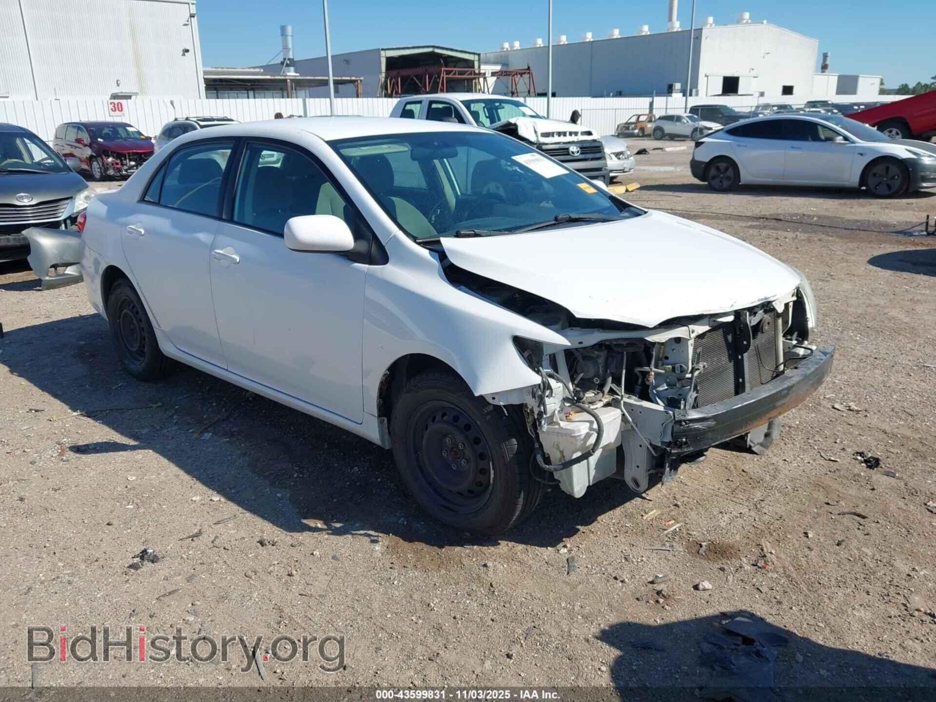 Photo 2T1BU4EEXBC608786 - TOYOTA COROLLA 2011