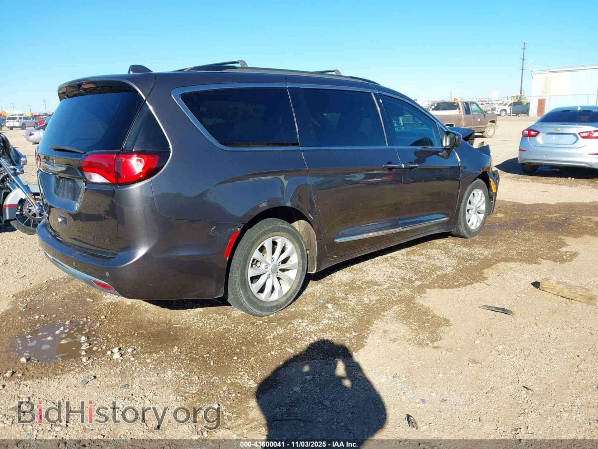 2017 CHRYSLER PACIFICA - VIN: 2C4RC1BG3HR527675 - Фото 4