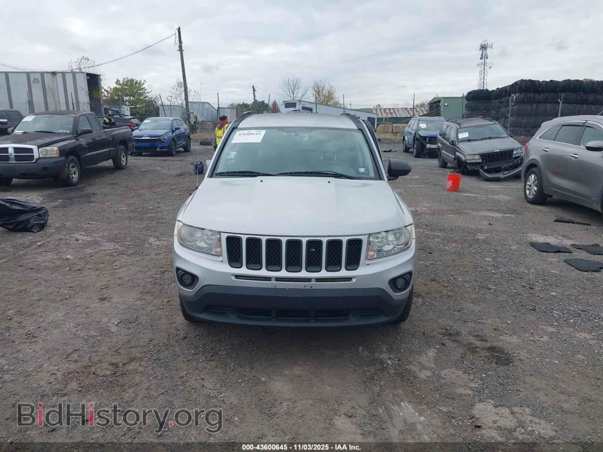 2011 JEEP COMPASS - VIN: 1J4NF1FB3BD258103 - Photo 12